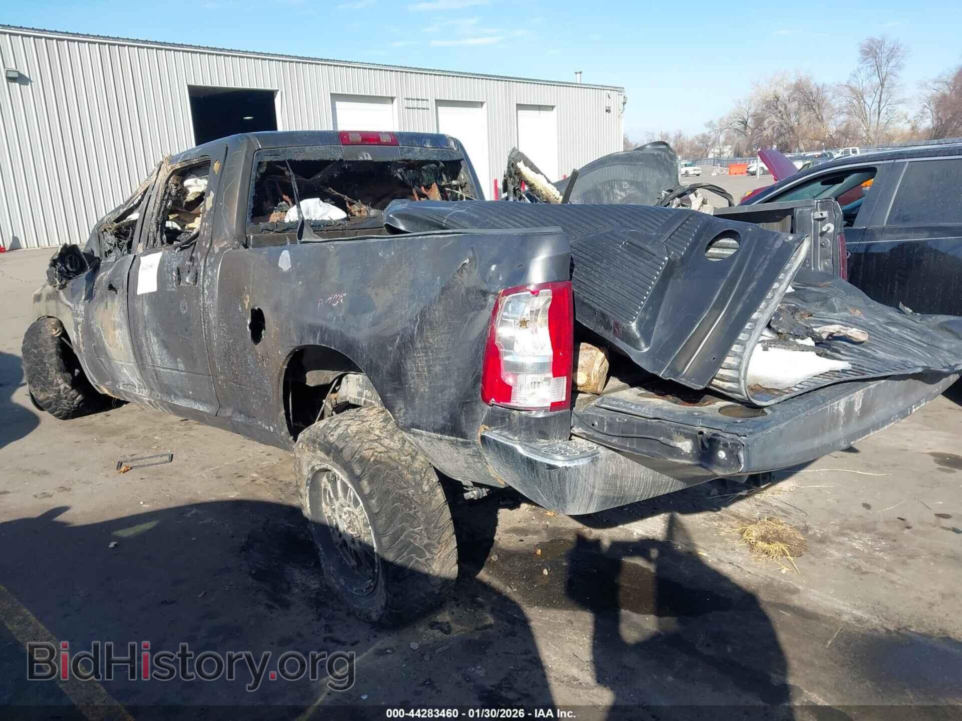 2017 RAM 2500 - VIN: 3C6UR5DLXHG725029 - Photo 3