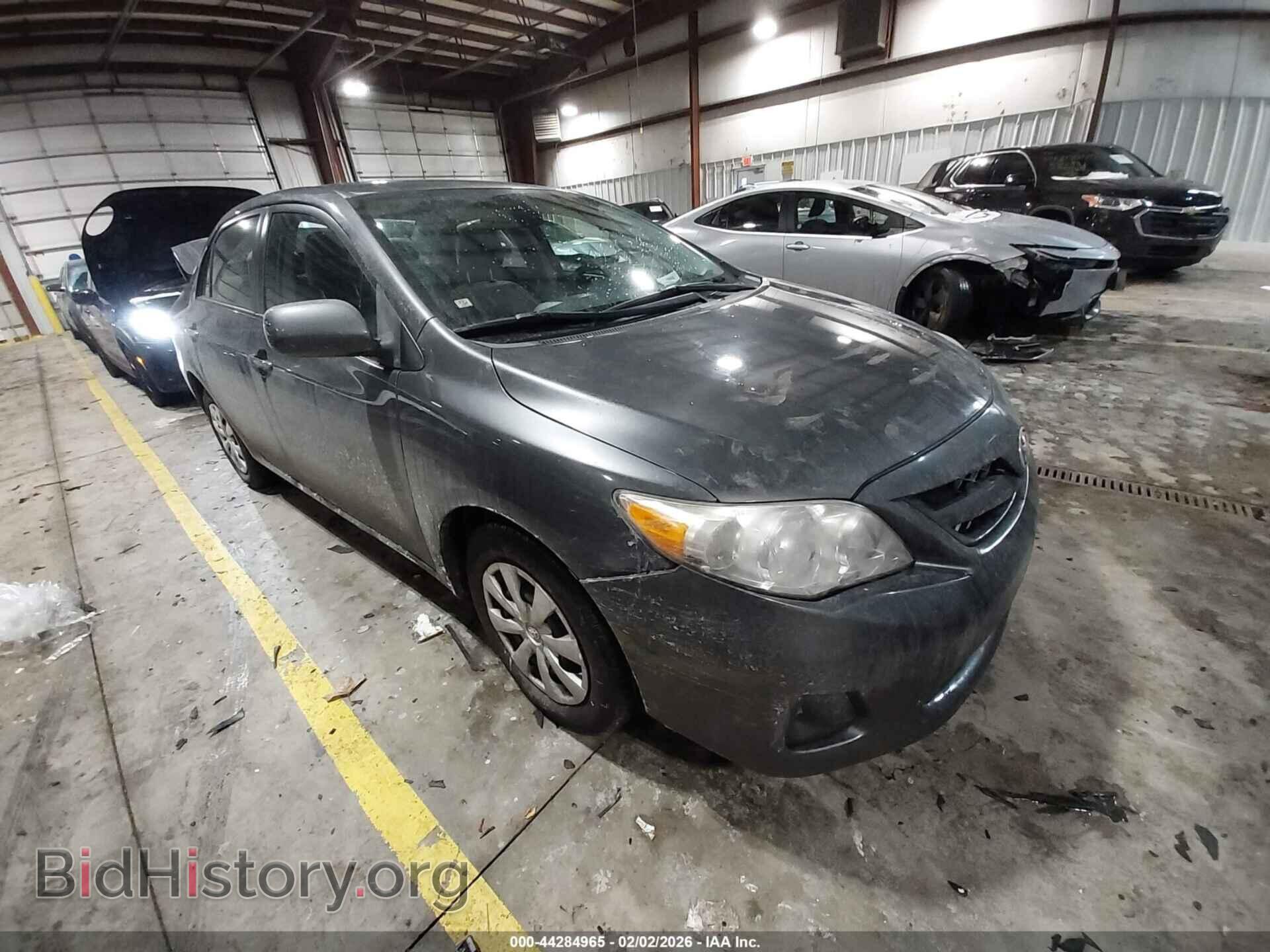 Photo 2T1BU4EE3BC570043 - TOYOTA COROLLA 2011