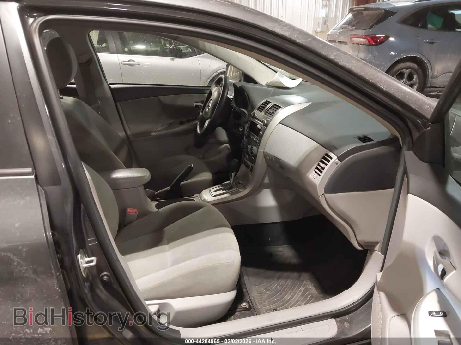 2011 TOYOTA COROLLA - VIN: 2T1BU4EE3BC570043 - Фото 5