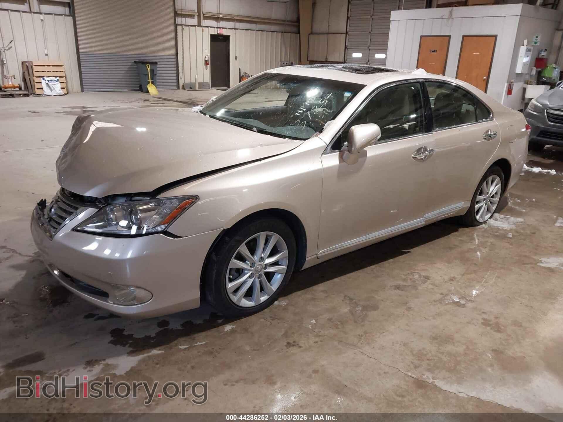 2011 LEXUS ES 350 - VIN: JTHBK1EG6B2449686 - Photo 2