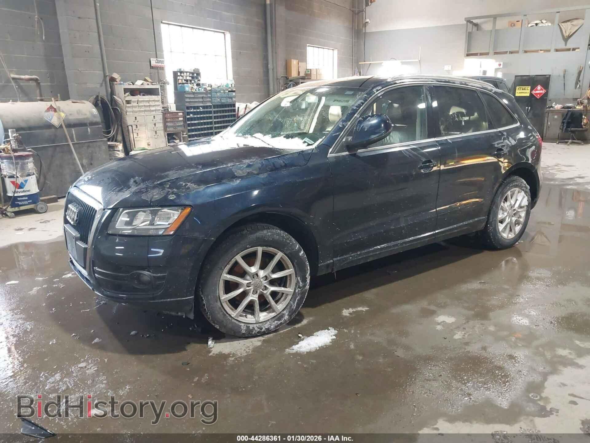 2011 AUDI Q5 - VIN: WA1CFAFPXBA031060 - Фото 2
