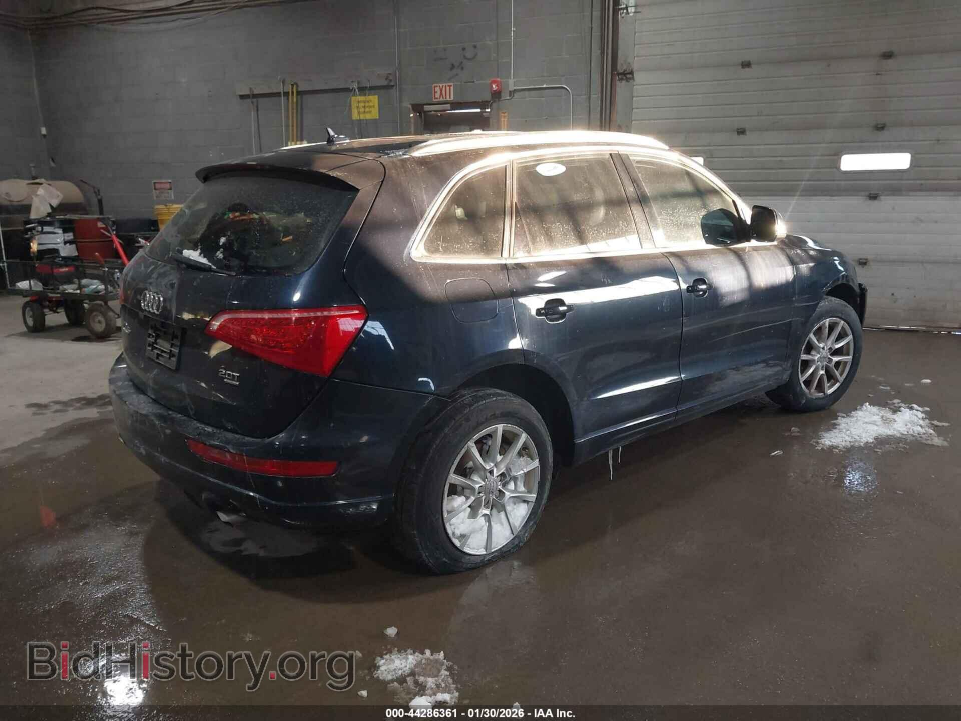 2011 AUDI Q5 - VIN: WA1CFAFPXBA031060 - Фото 4