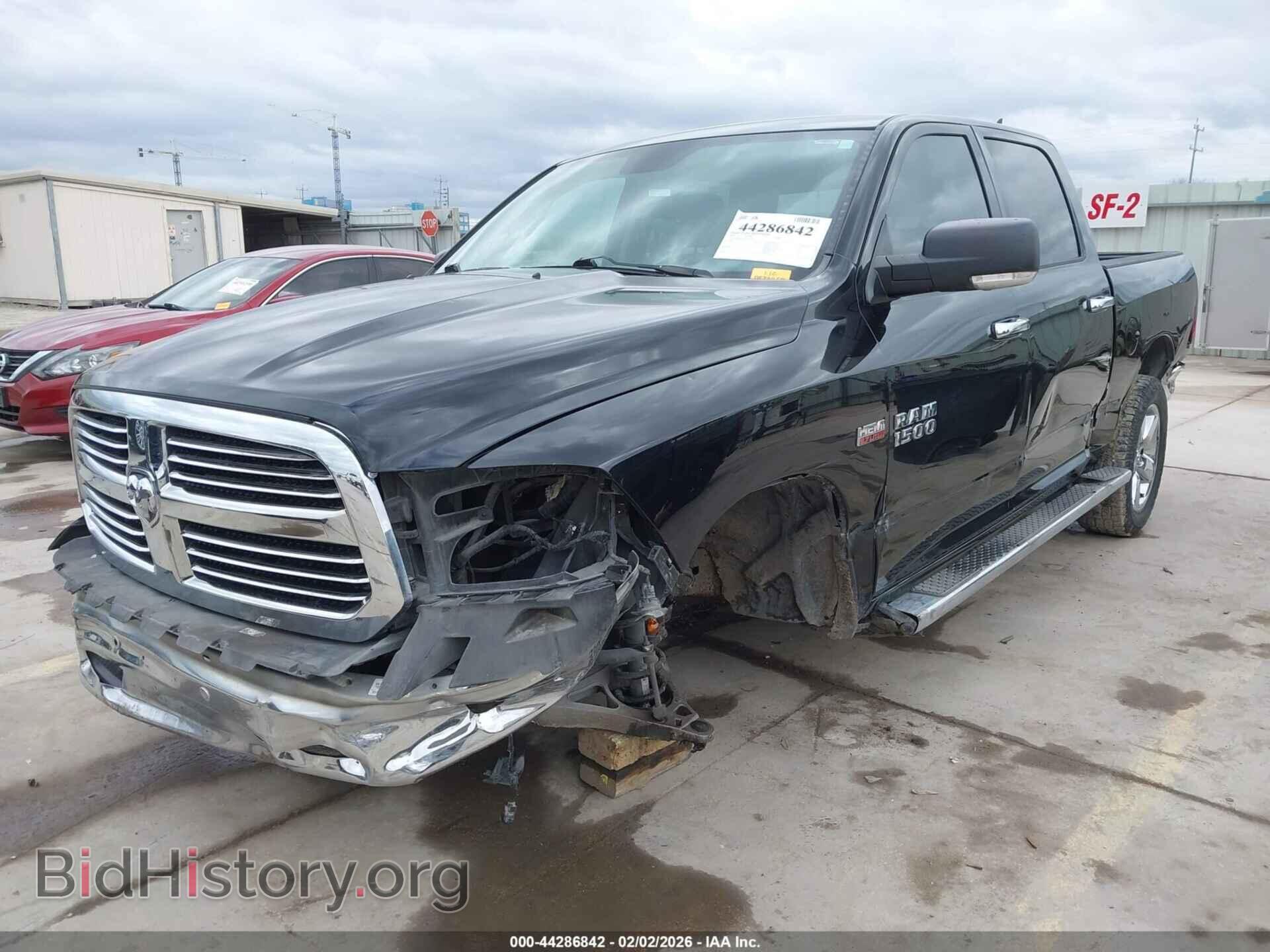 2015 RAM 1500 - VIN: 1C6RR6LT1FS561902 - Фото 2