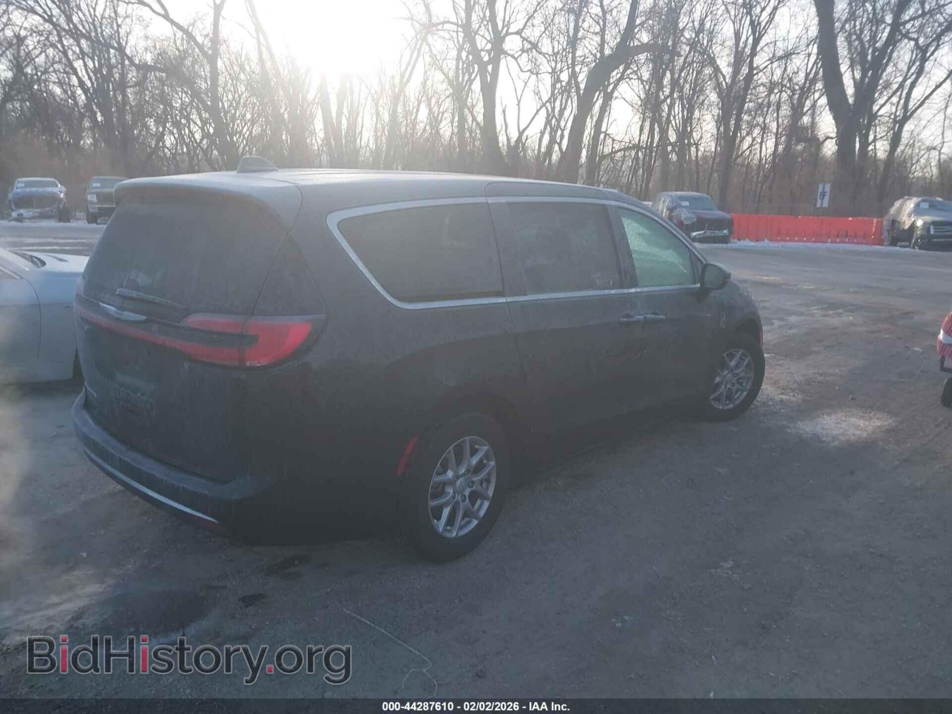 2025 CHRYSLER PACIFICA - VIN: 2C4RC1BG6SR574609 - Photo 4