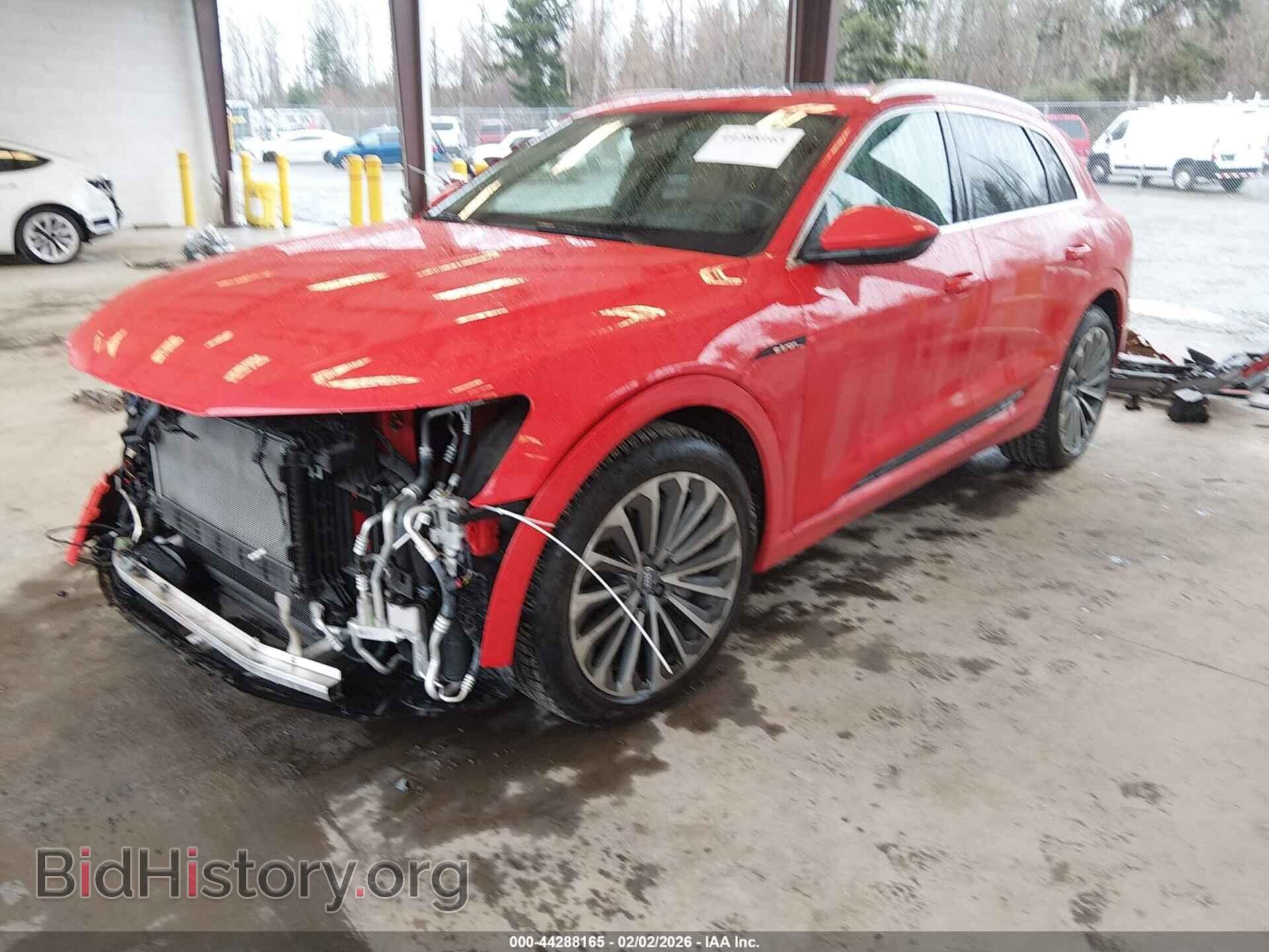 2019 AUDI E-TRON - VIN: WA1VABGEXKB011721 - Фото 2