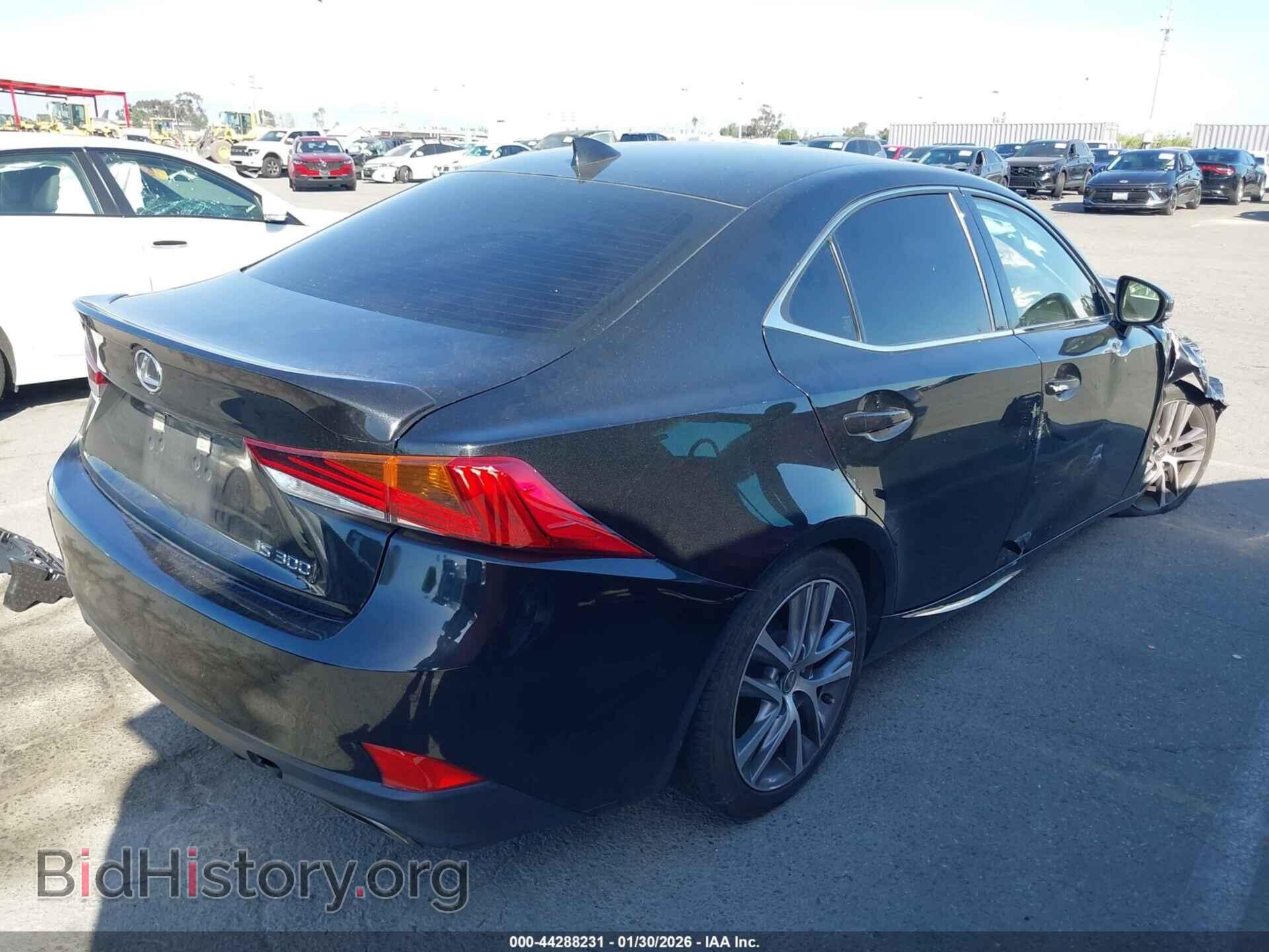 2020 LEXUS IS 300 - VIN: JTHDA1D20L5106454 - Photo 4