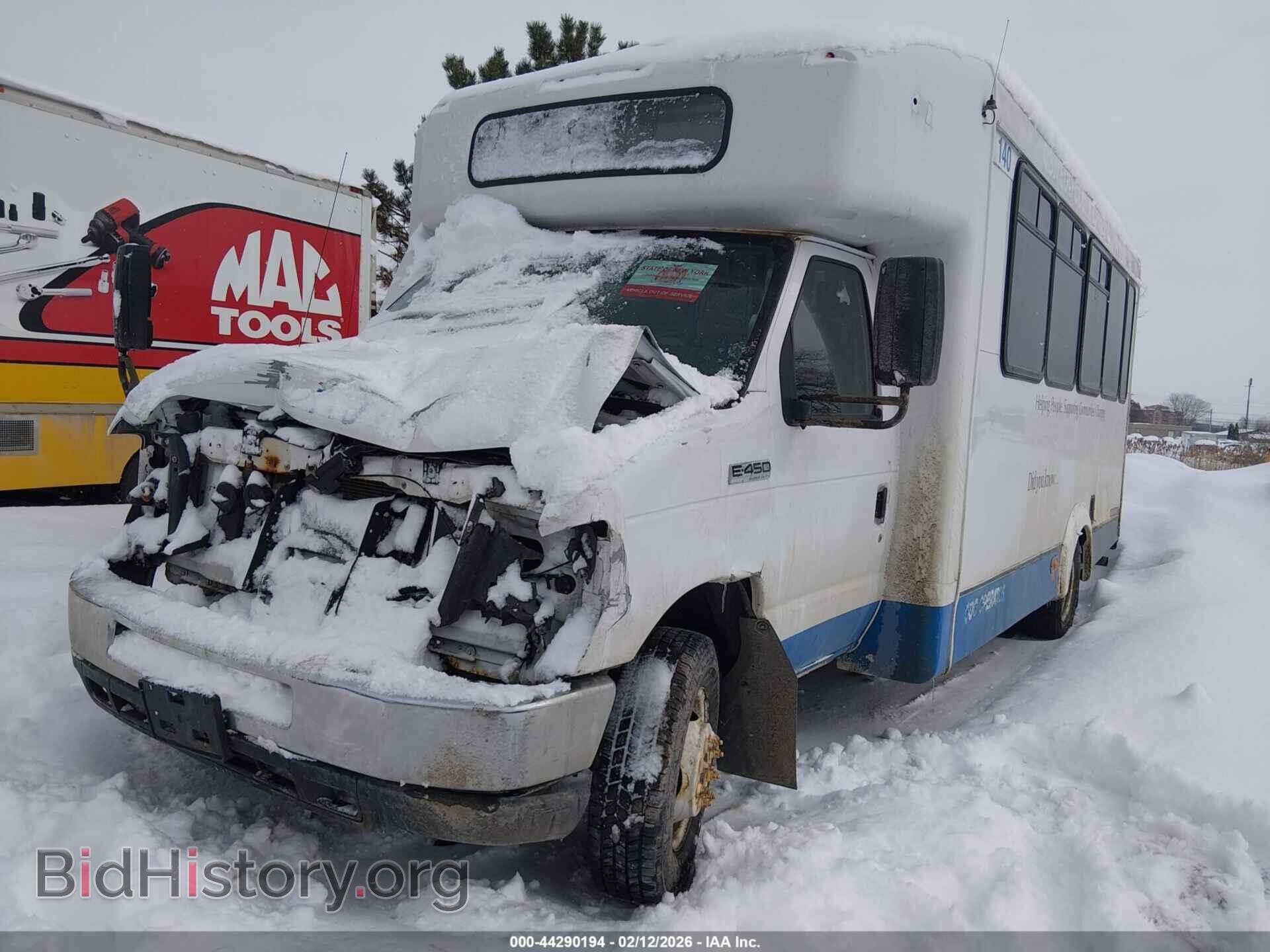 2018 FORD E-450 CUTAWAY - VIN: 1FDFE4FS3JDC37860 - Photo 2