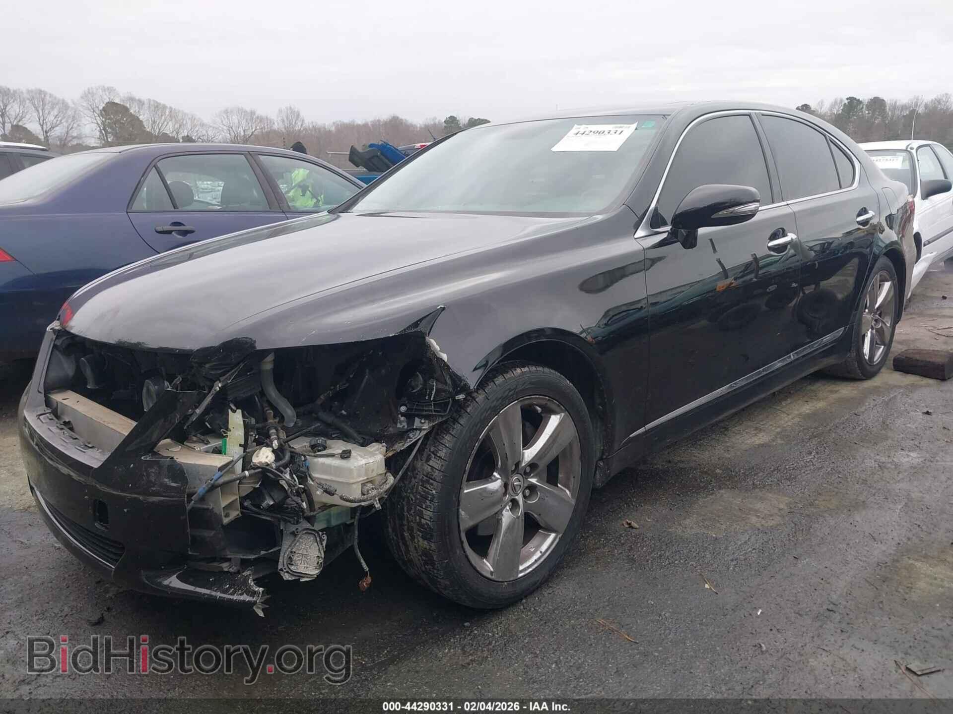 2012 LEXUS LS 460 - VIN: JTHBL5EFXC5111235 - Фото 2