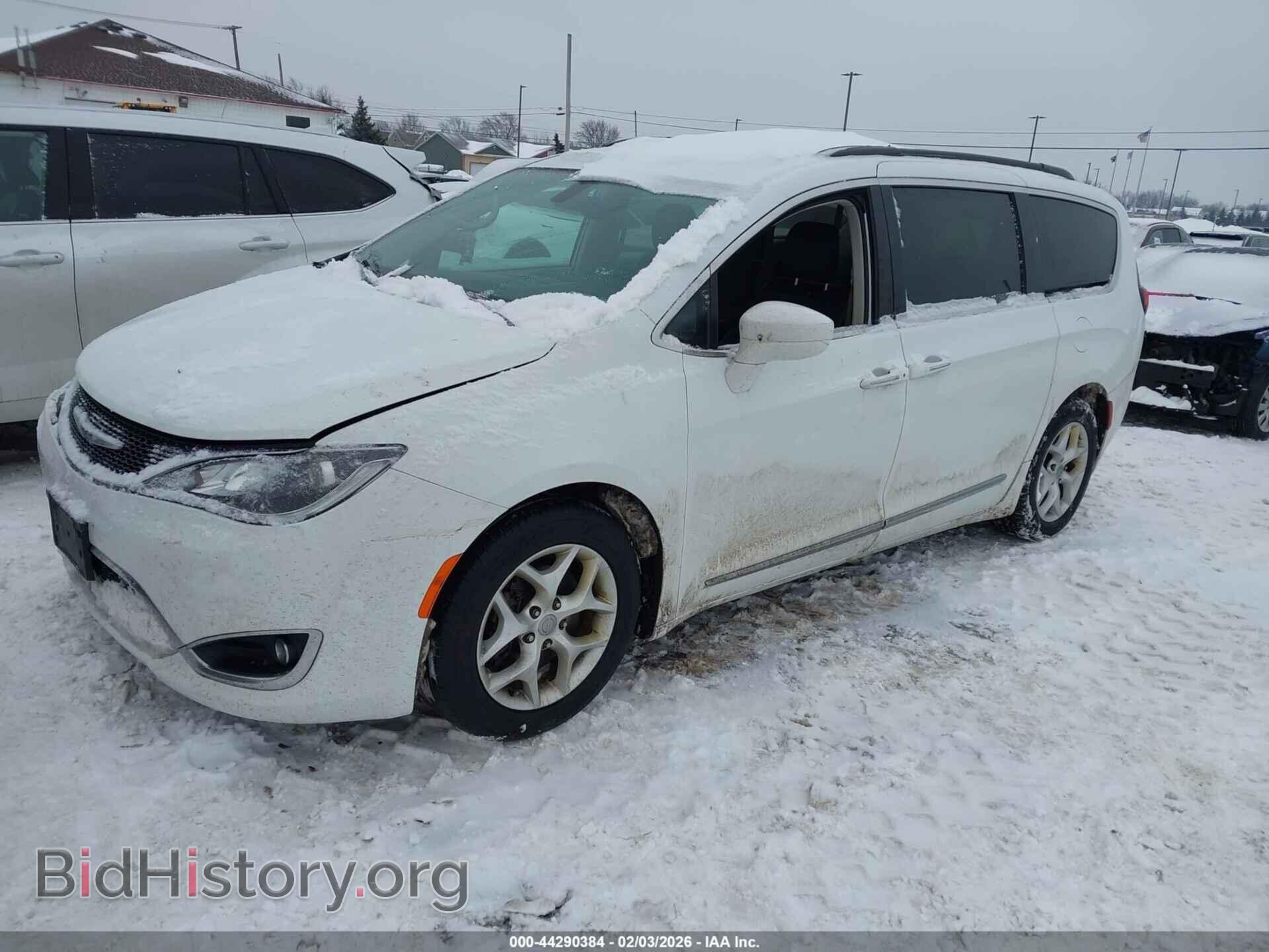 2017 CHRYSLER PACIFICA - VIN: 2C4RC1BGXHR820926 - Фото 2