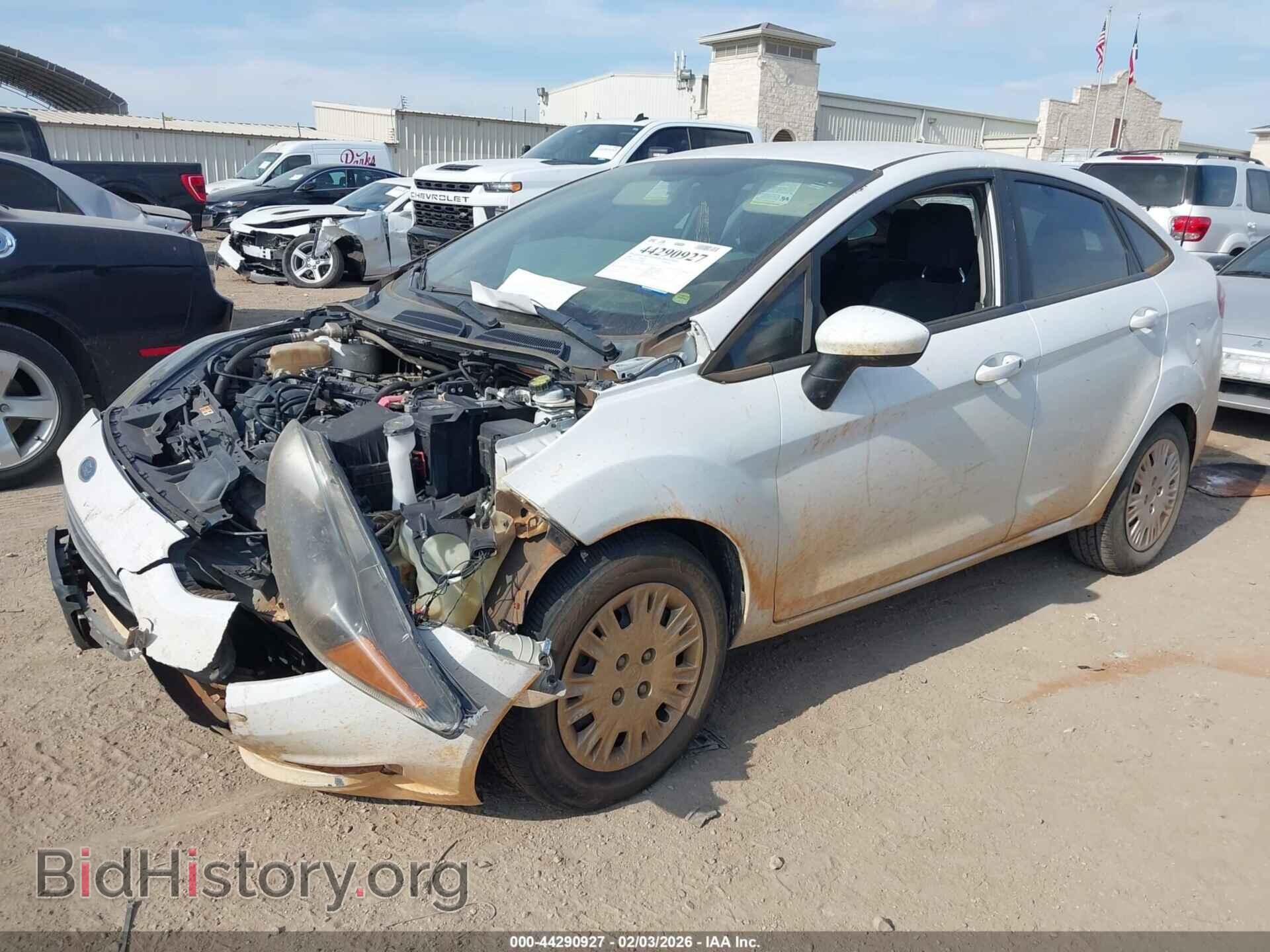 2019 FORD FIESTA - VIN: 3FADP4AJ3KM159645 - Фото 2