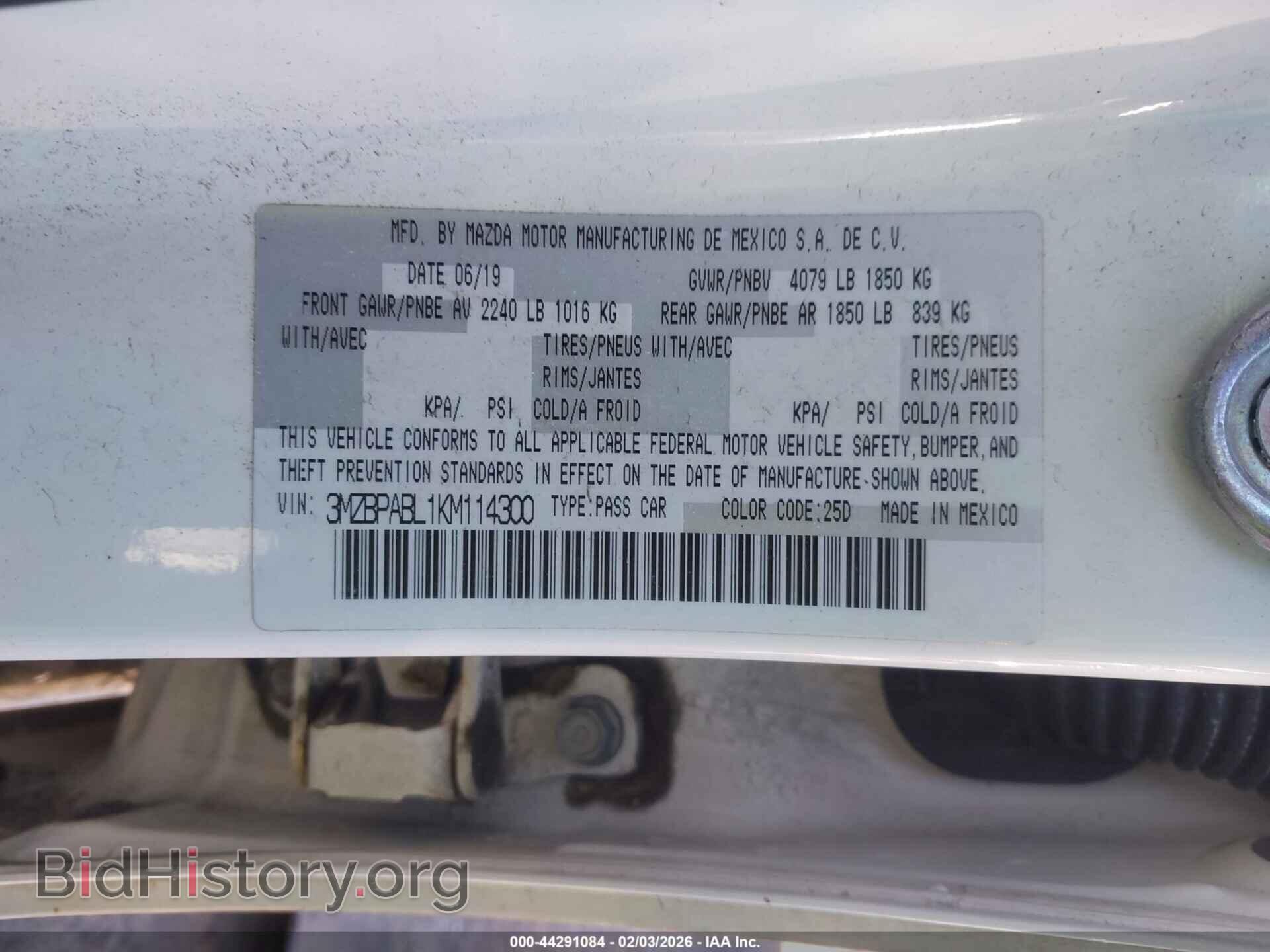 2019 MAZDA MAZDA3 - VIN: 3MZBPABL1KM114300 - Фото 9