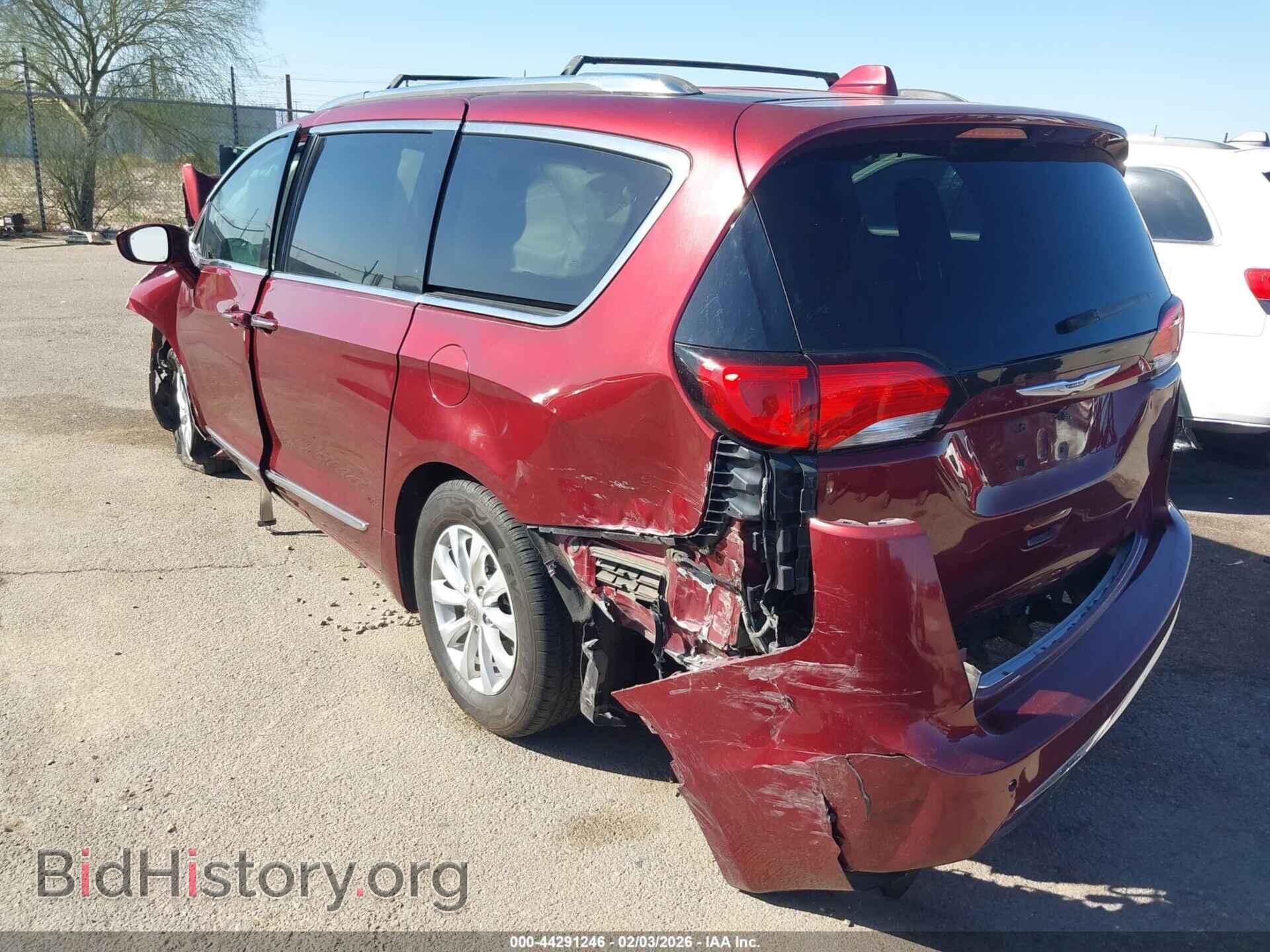 2018 CHRYSLER PACIFICA - VIN: 2C4RC1BG3JR287632 - Фото 3