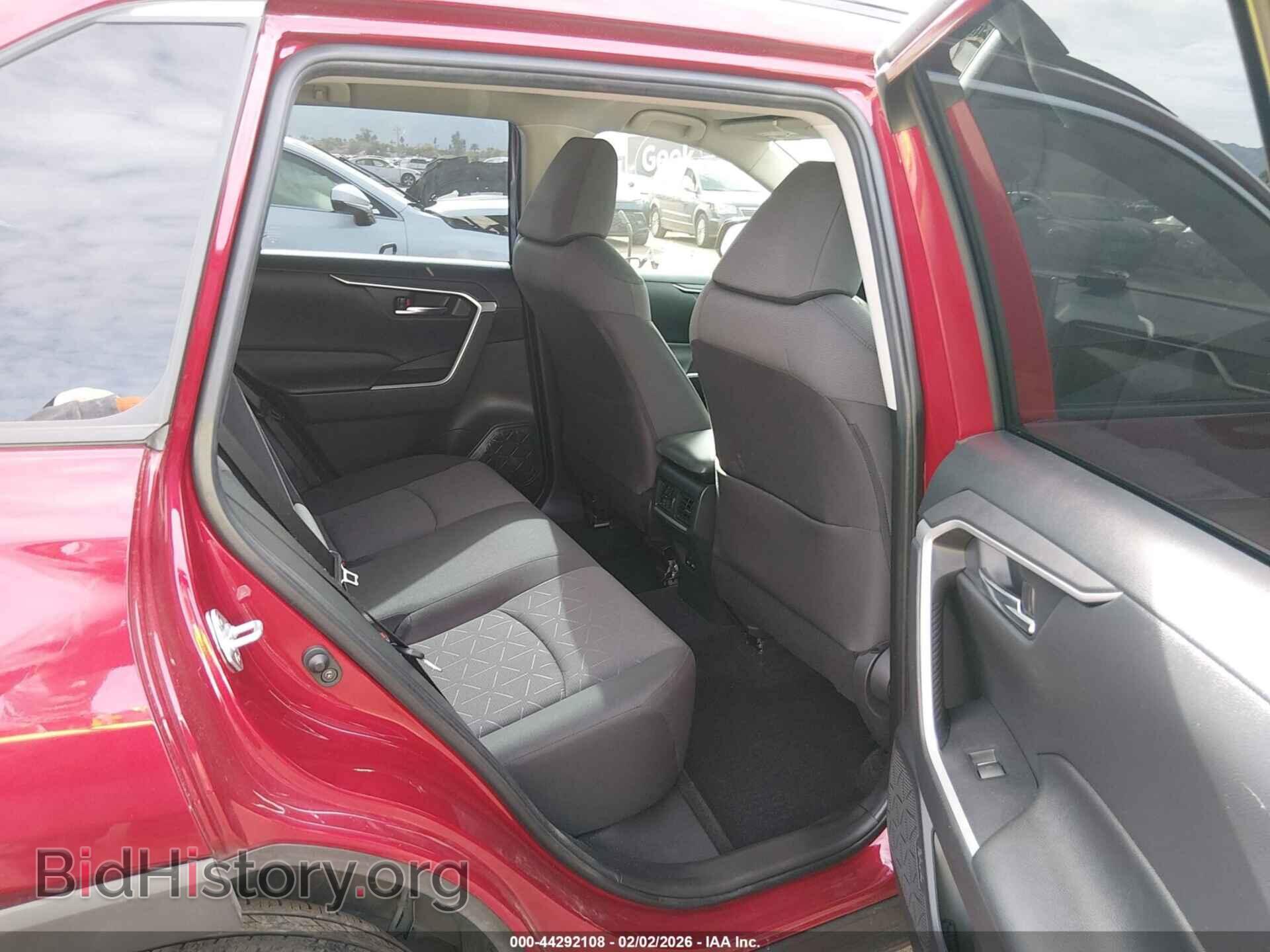 2023 TOYOTA RAV4 - VIN: JTMP1RFV2PD093061 - Фото 8