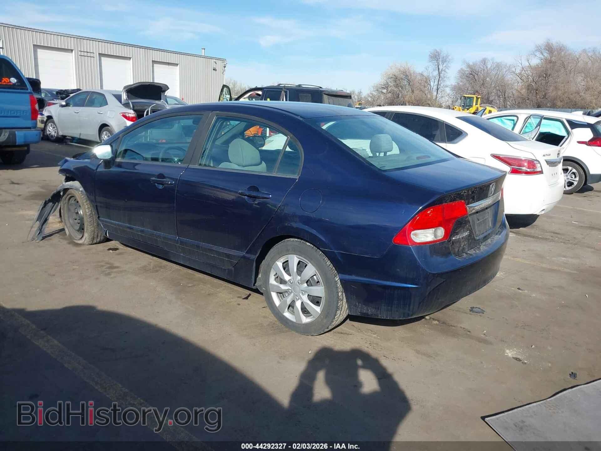 2010 HONDA CIVIC - VIN: 19XFA1F5XAE058111 - Фото 3