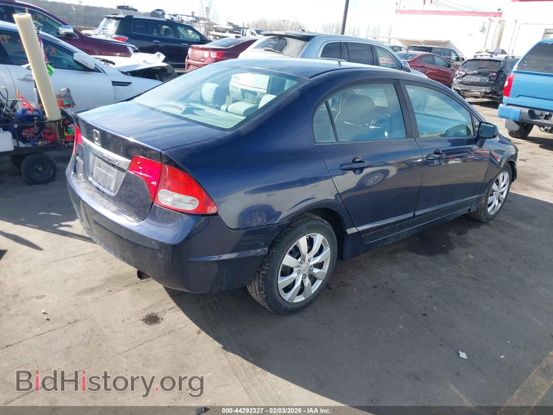 2010 HONDA CIVIC - VIN: 19XFA1F5XAE058111 - Фото 4