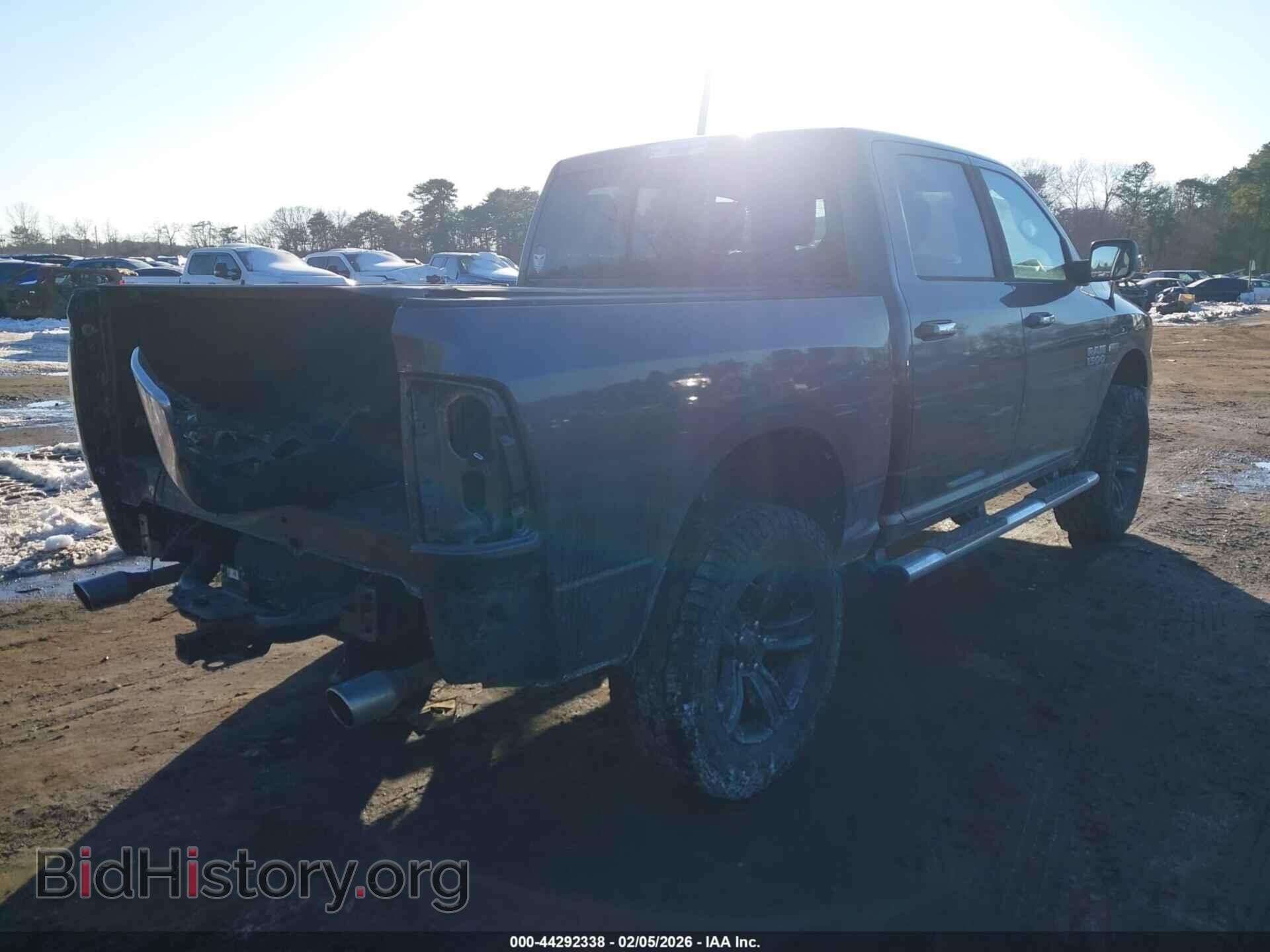 2016 RAM 1500 - VIN: 3C6RR7LT4GG232917 - Фото 4