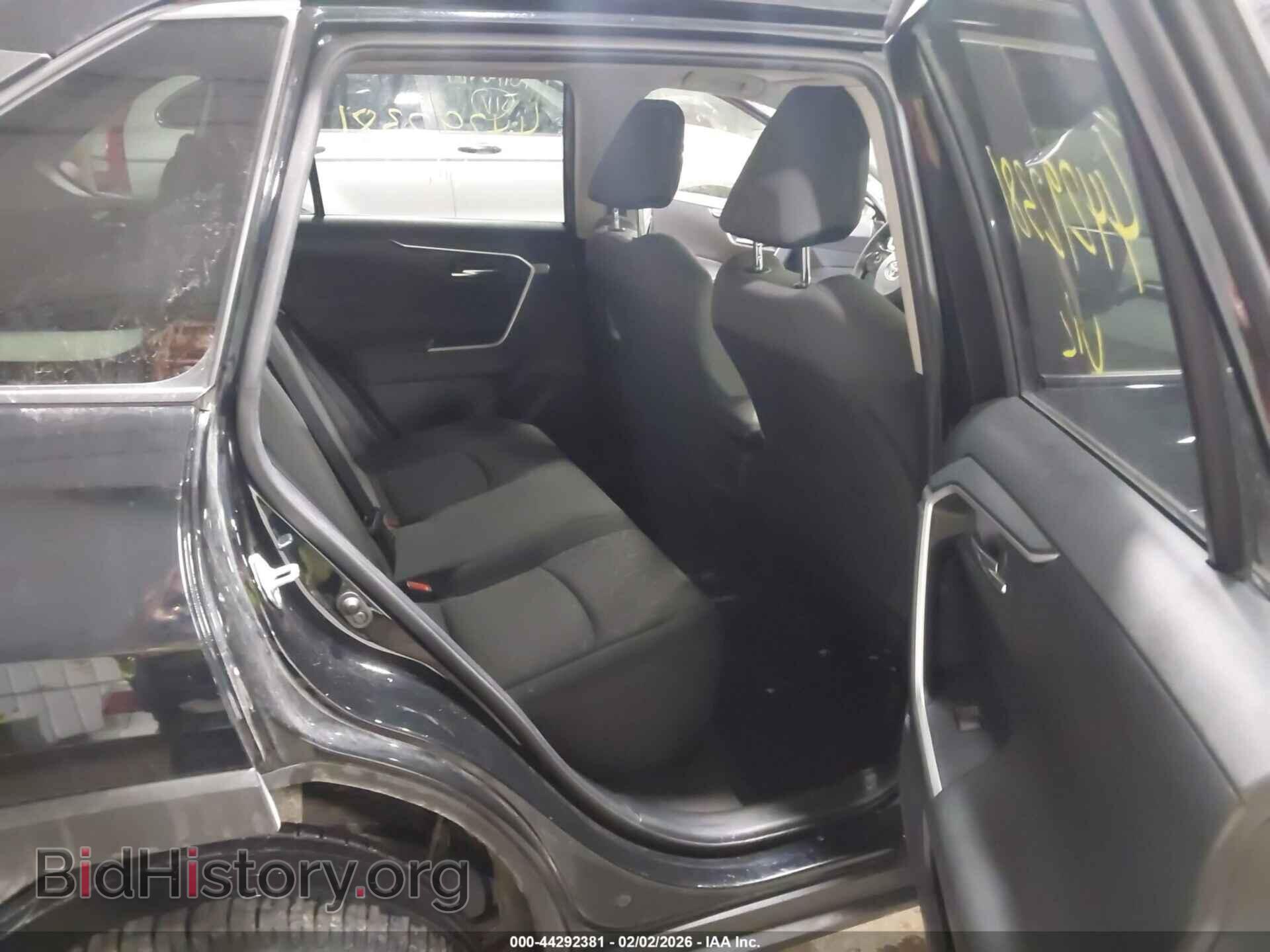 2019 TOYOTA RAV4 - VIN: JTMP1RFV6KJ005204 - Фото 8
