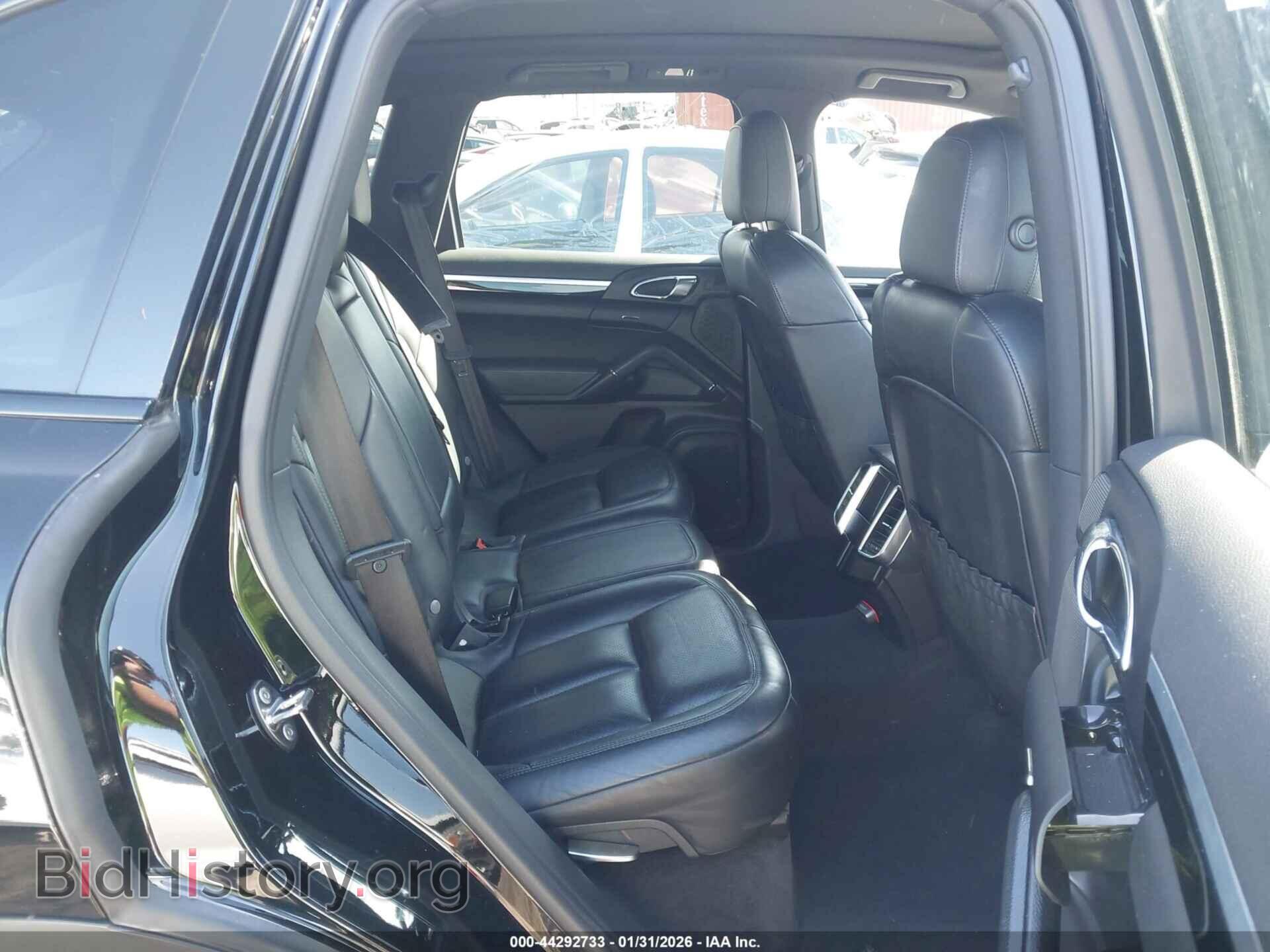 2016 PORSCHE CAYENNE - VIN: WP1AA2A28GKA11046 - Фото 8