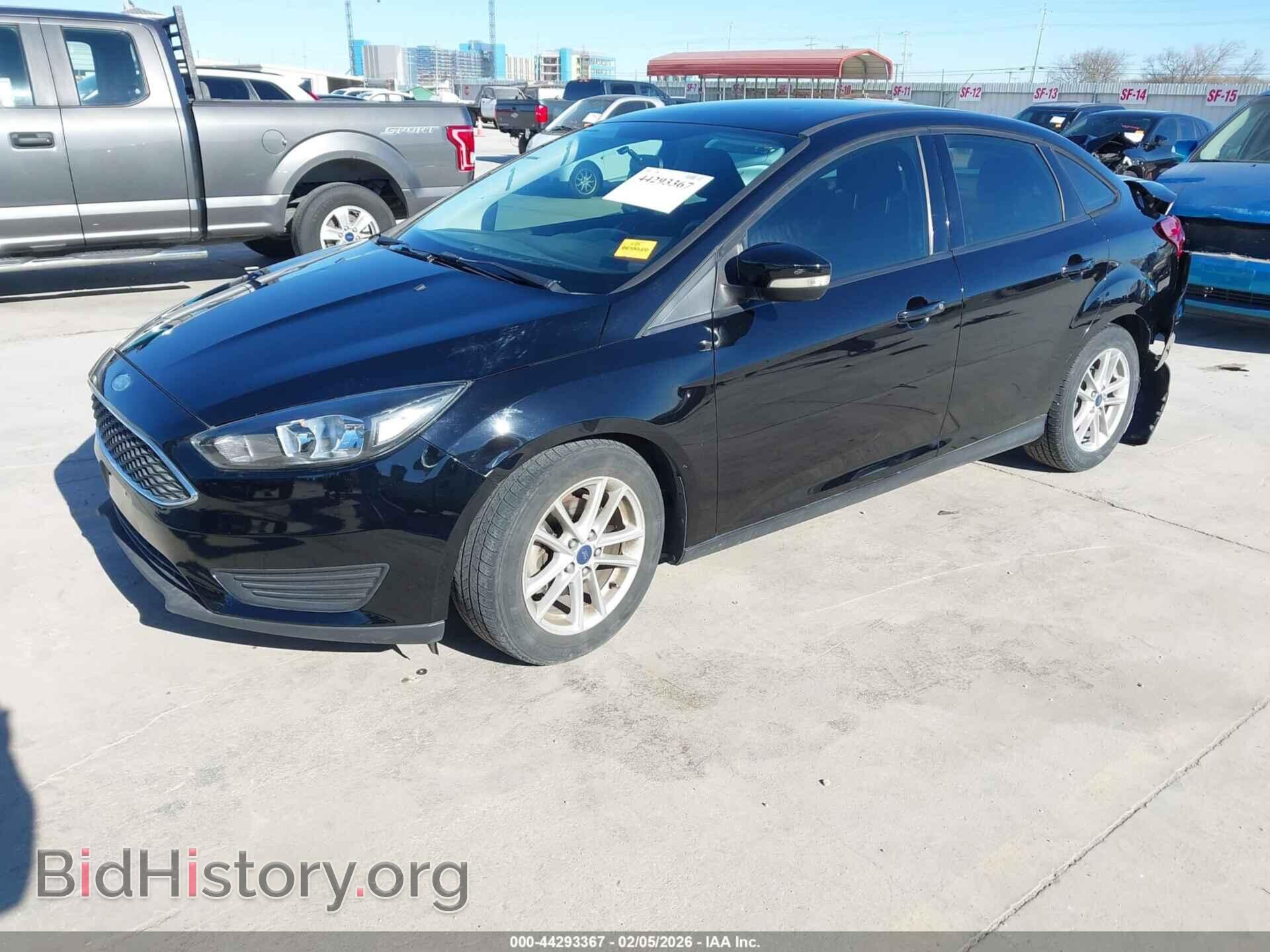 2017 FORD FOCUS - VIN: 1FADP3F27HL244381 - Фото 2