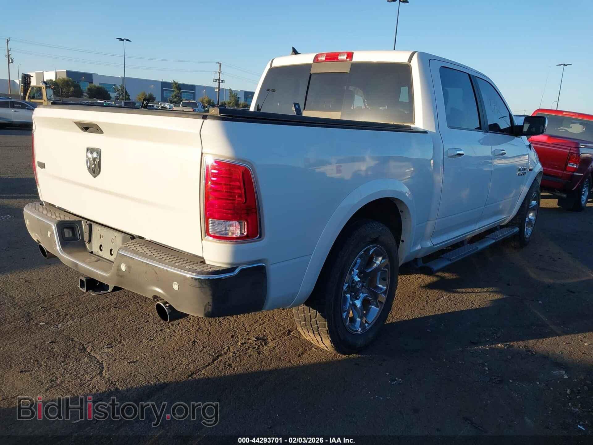 2017 RAM 1500 - VIN: 1C6RR6NT5HS806281 - Фото 4