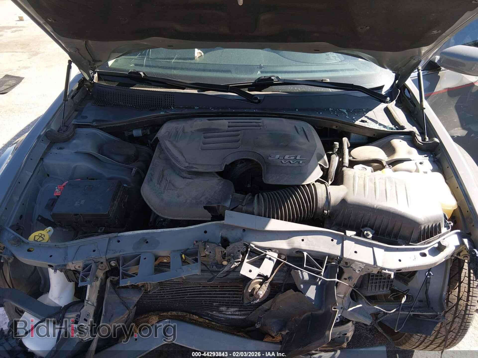 2019 CHRYSLER 300 - VIN: 2C3CCARG2KH531116 - Фото 10