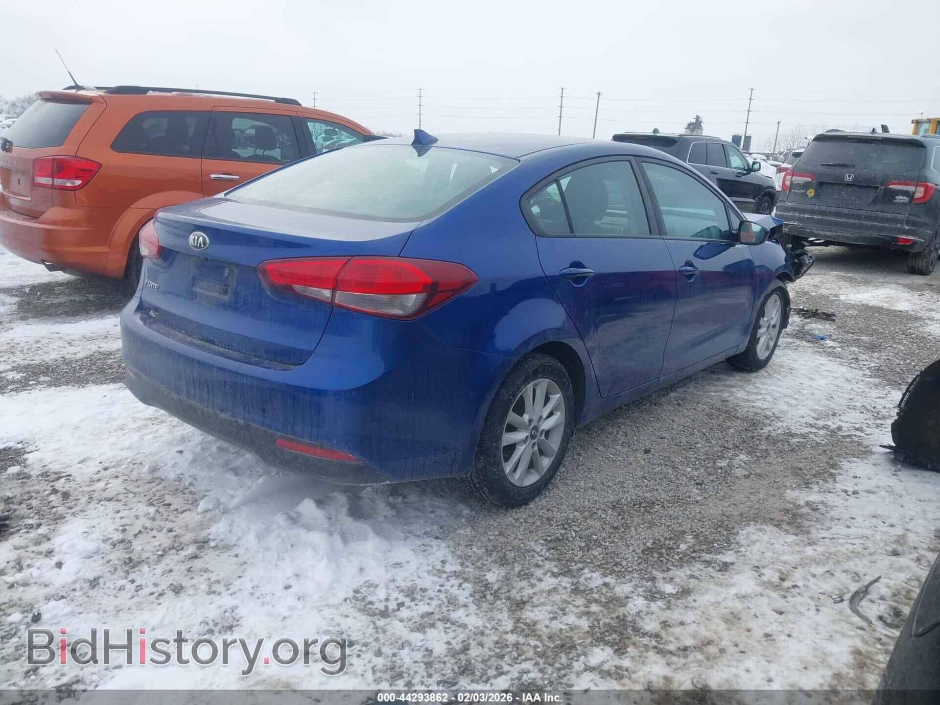 2017 KIA FORTE - VIN: 3KPFL4A73HE013820 - Фото 4