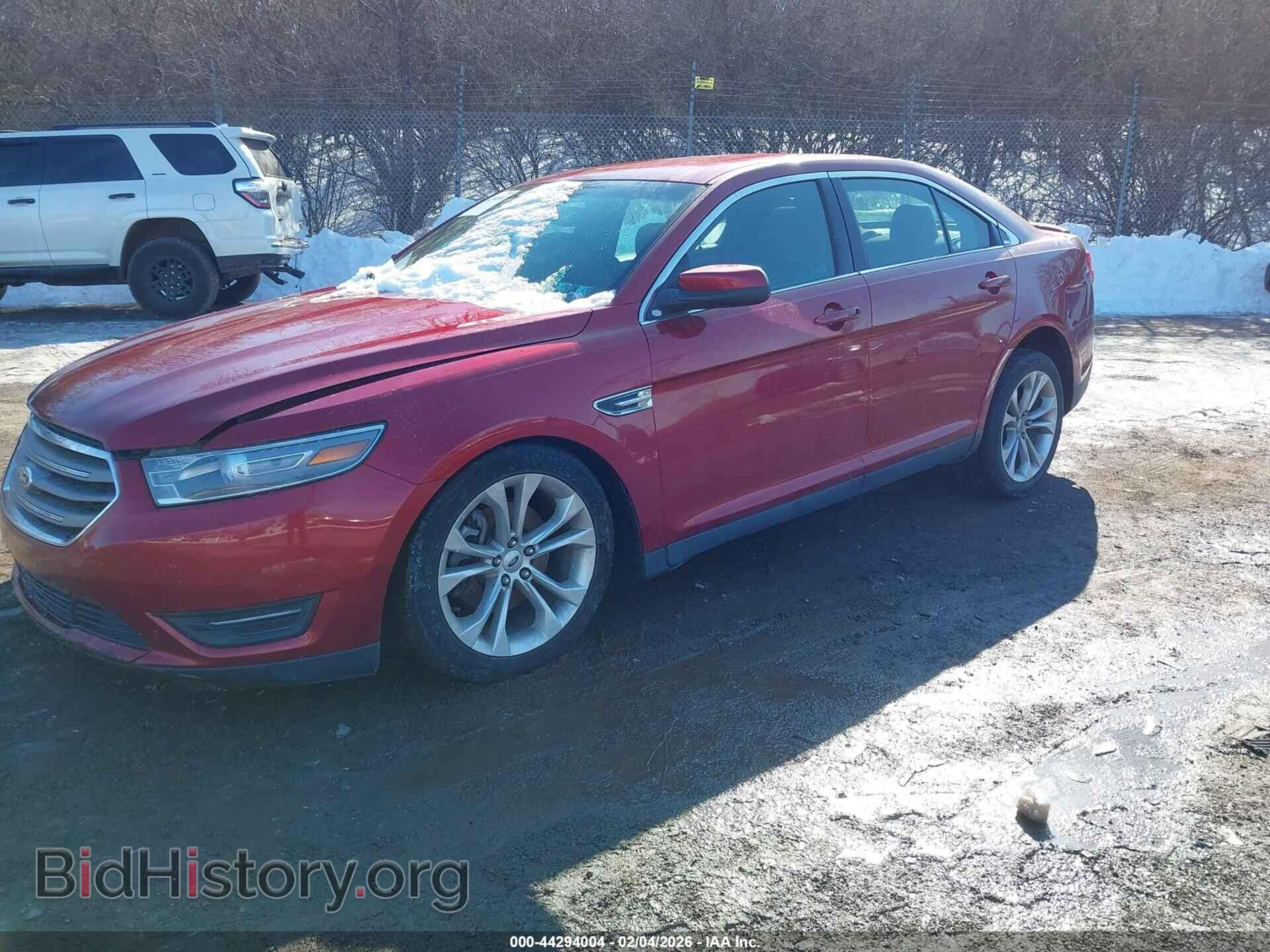 2013 FORD TAURUS - VIN: 1FAHP2E81DG158892 - Фото 2