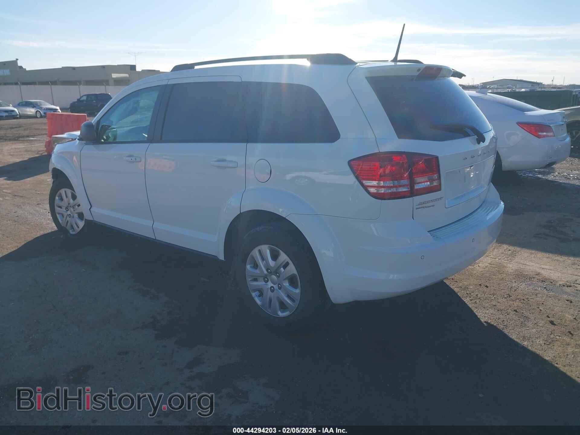 2020 DODGE JOURNEY - VIN: 3C4PDCAB2LT181792 - Фото 3