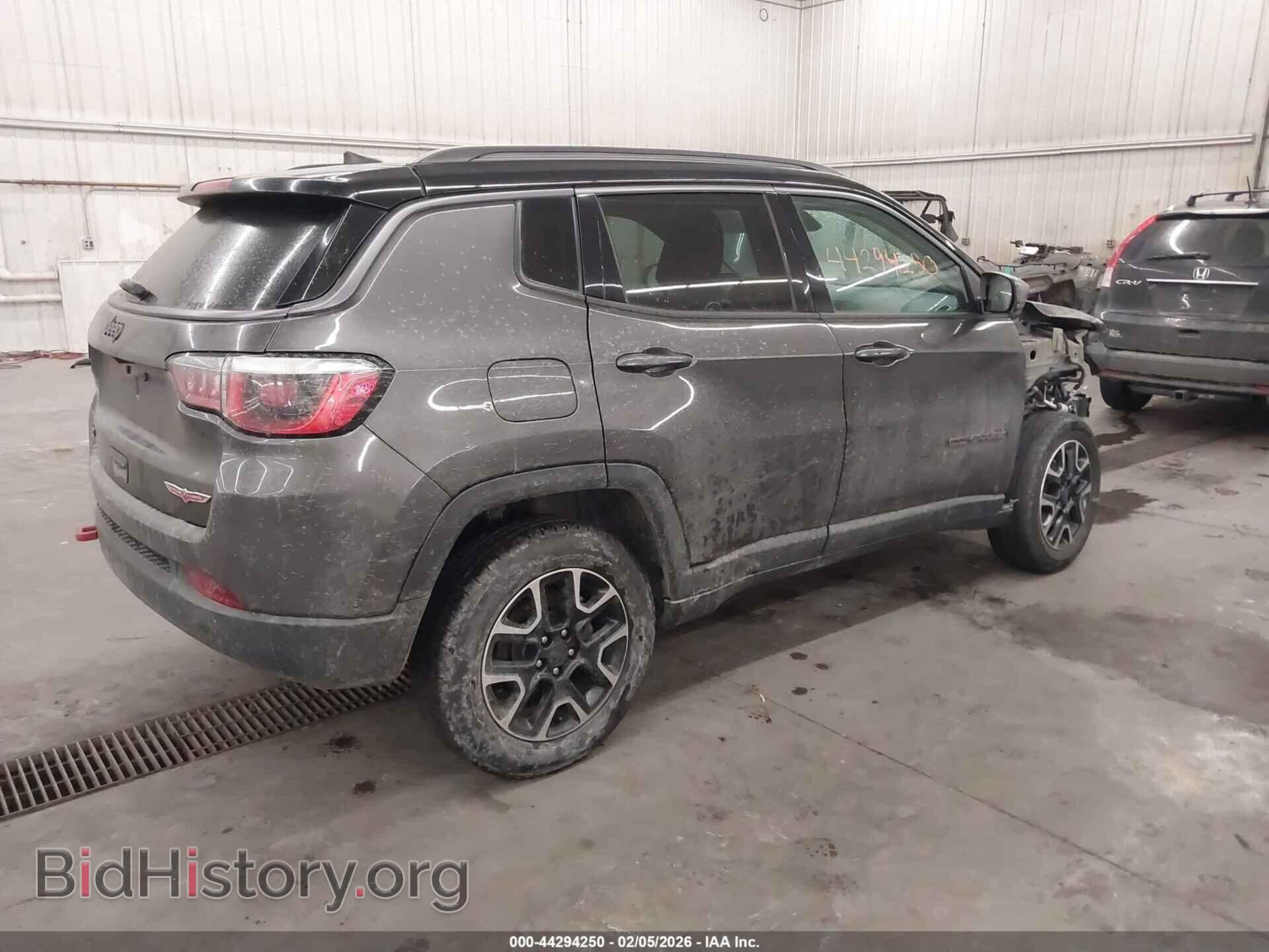 2019 JEEP COMPASS - VIN: 3C4NJDDB2KT739897 - Фото 4