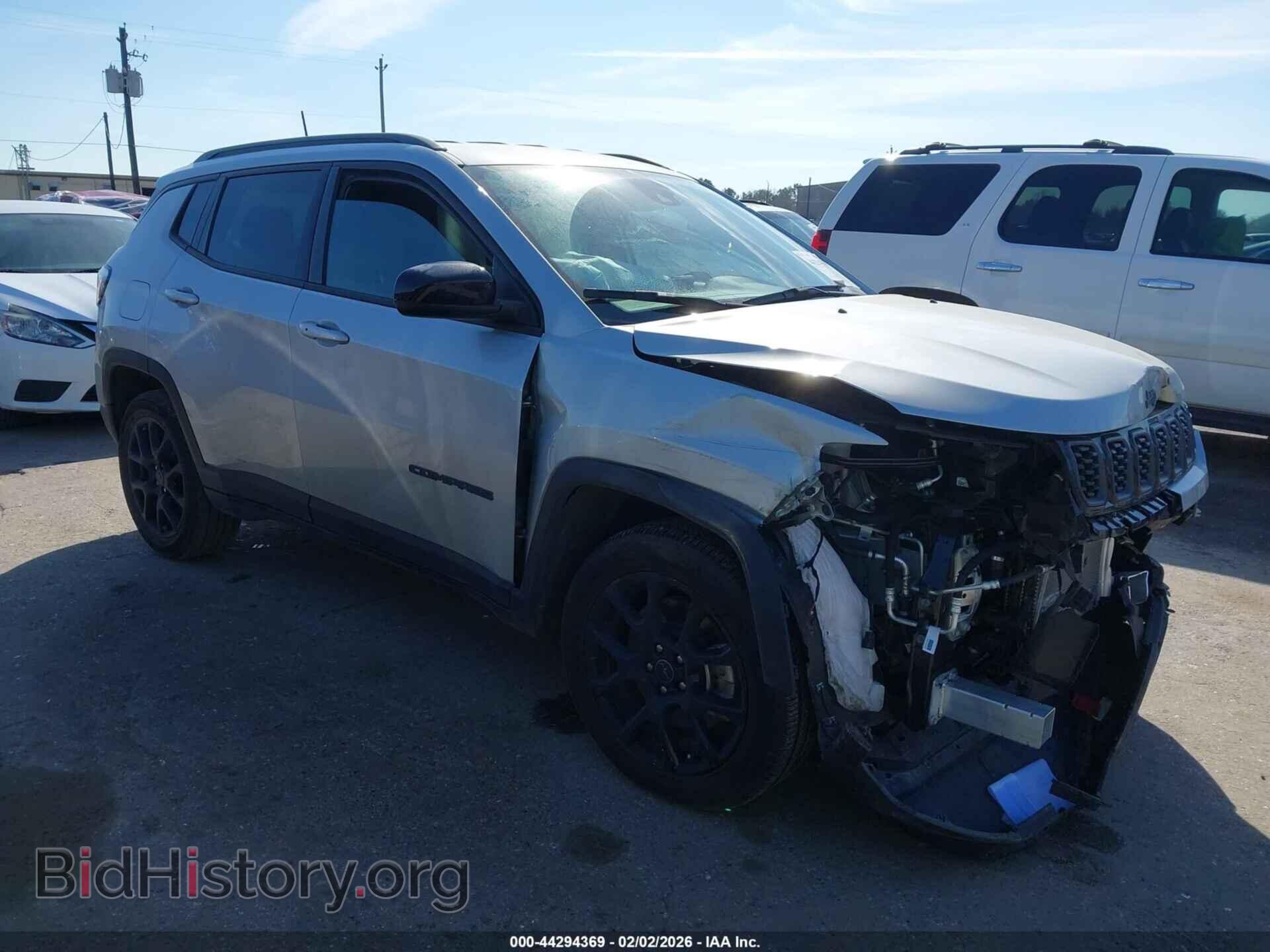 Photo 3C4NJDBNXTT179965 - JEEP COMPASS 2026