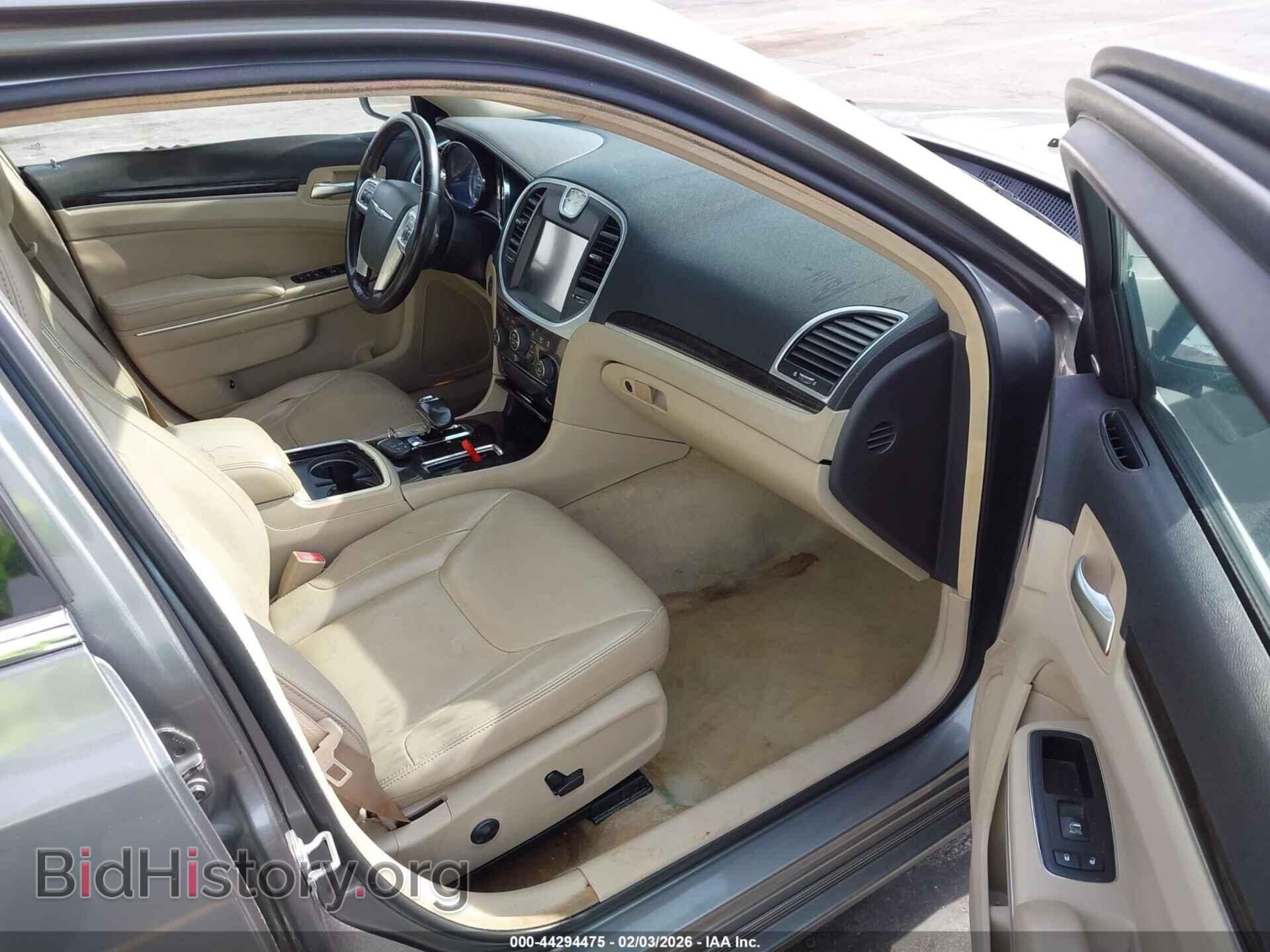 2012 CHRYSLER 300 - VIN: 2C3CCACG3CH199262 - Фото 5