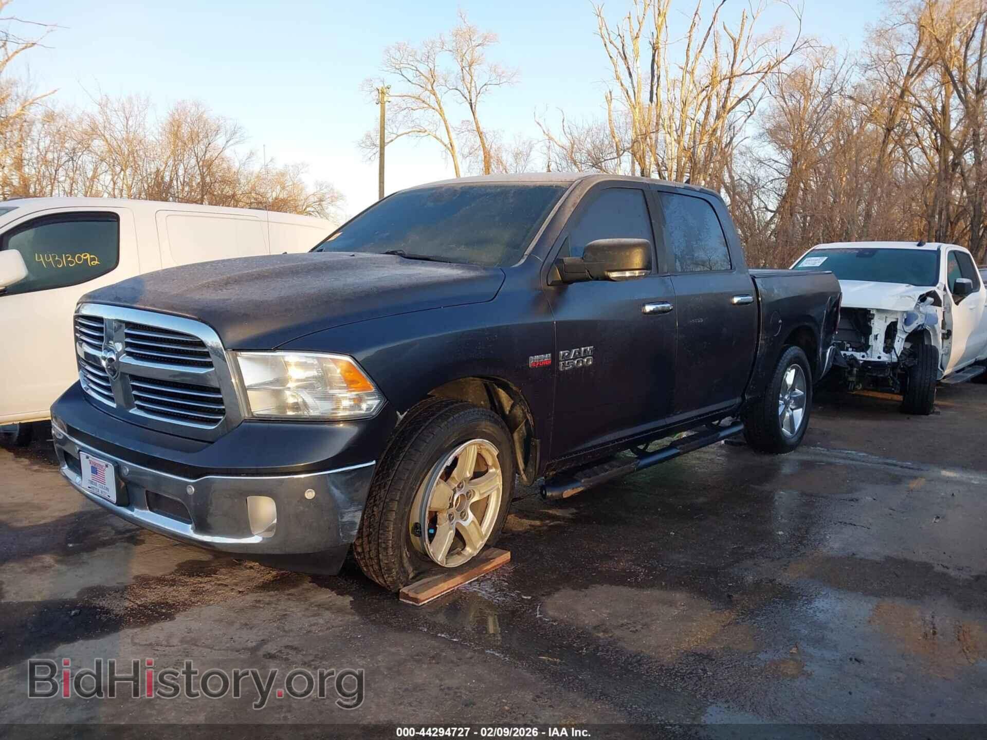2016 RAM 1500 - VIN: 1C6RR7LT6GS223158 - Фото 2