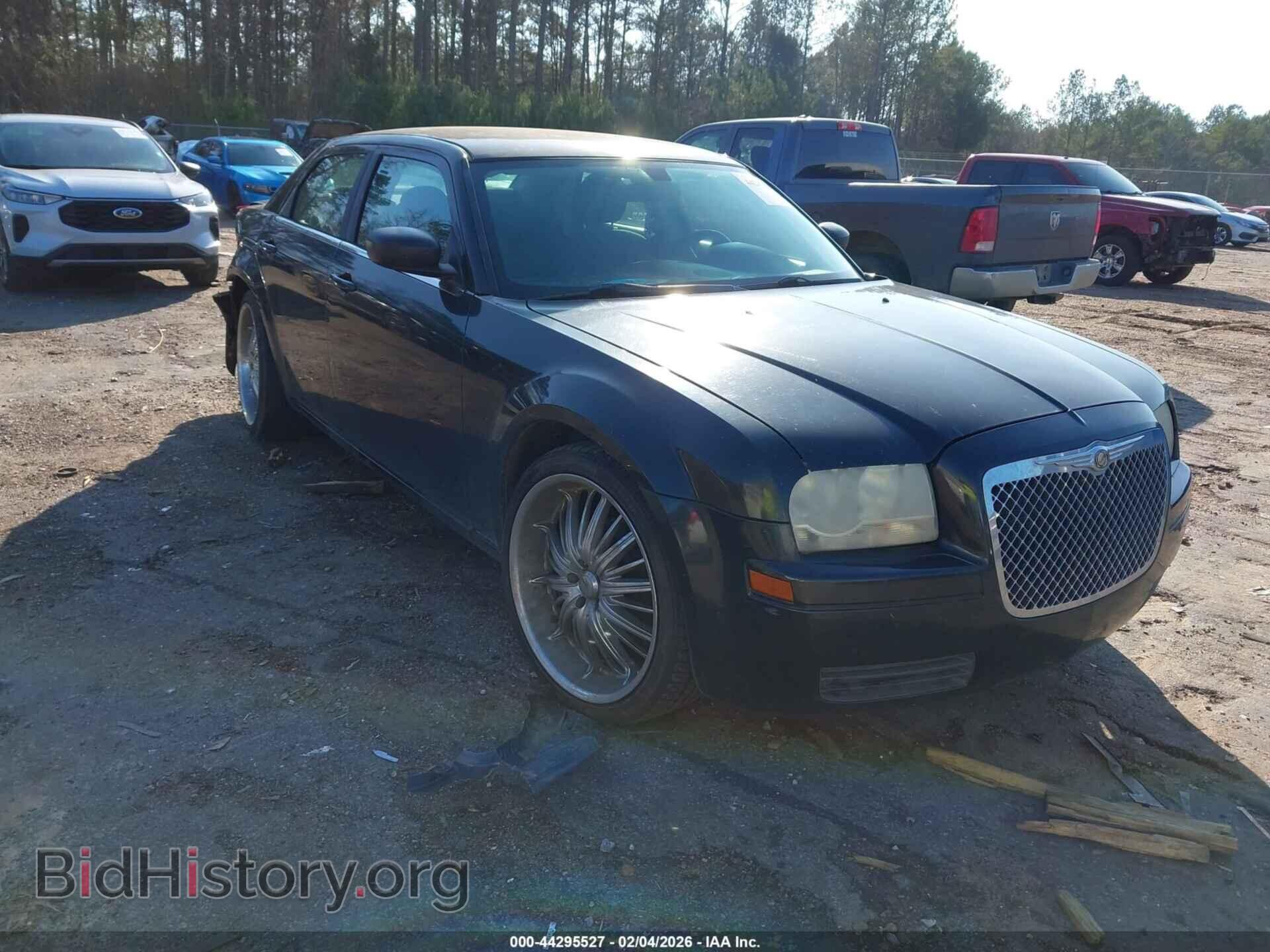 Photo 2C3KA43RX7H859842 - CHRYSLER 300 2007