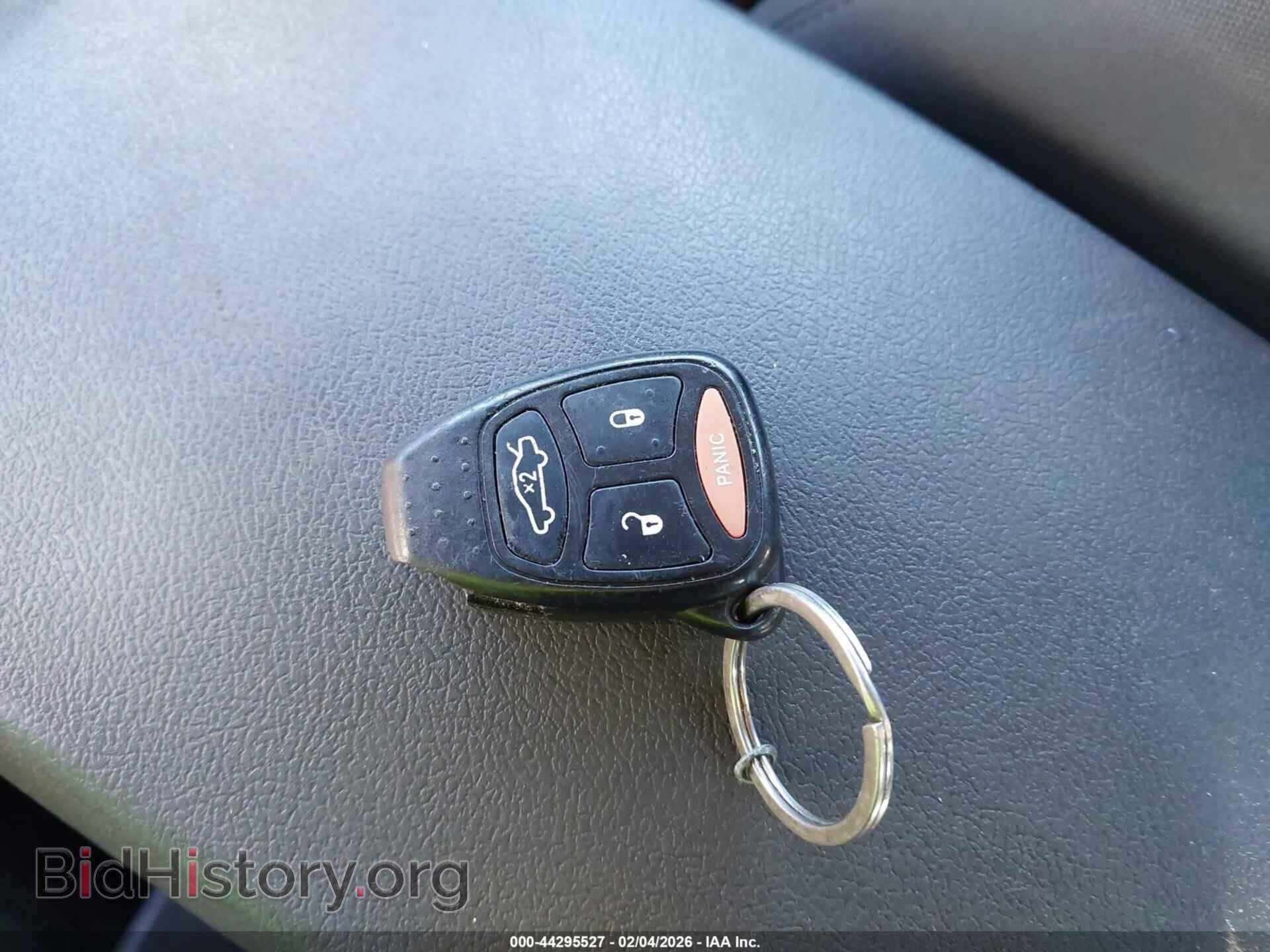 2007 CHRYSLER 300 - VIN: 2C3KA43RX7H859842 - Фото 11