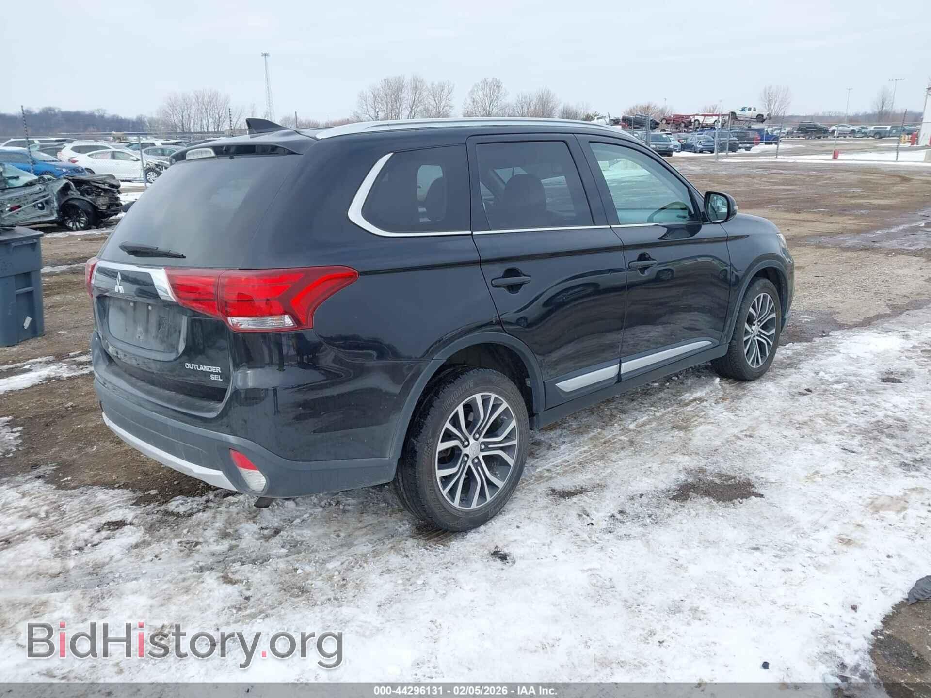 2018 MITSUBISHI OUTLANDER - VIN: JA4AD3A37JZ004847 - Фото 4