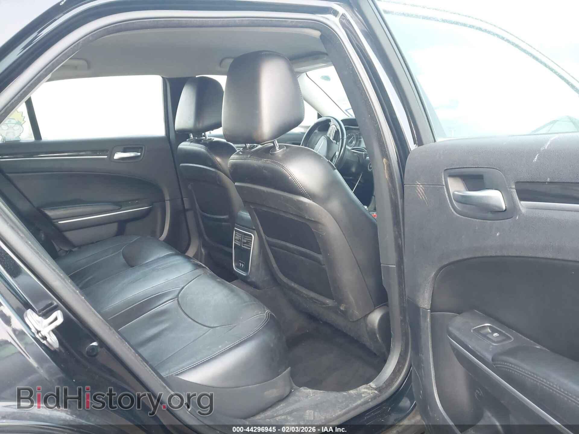 2015 CHRYSLER 300 - VIN: 2C3CCAAG0FH807228 - Фото 8