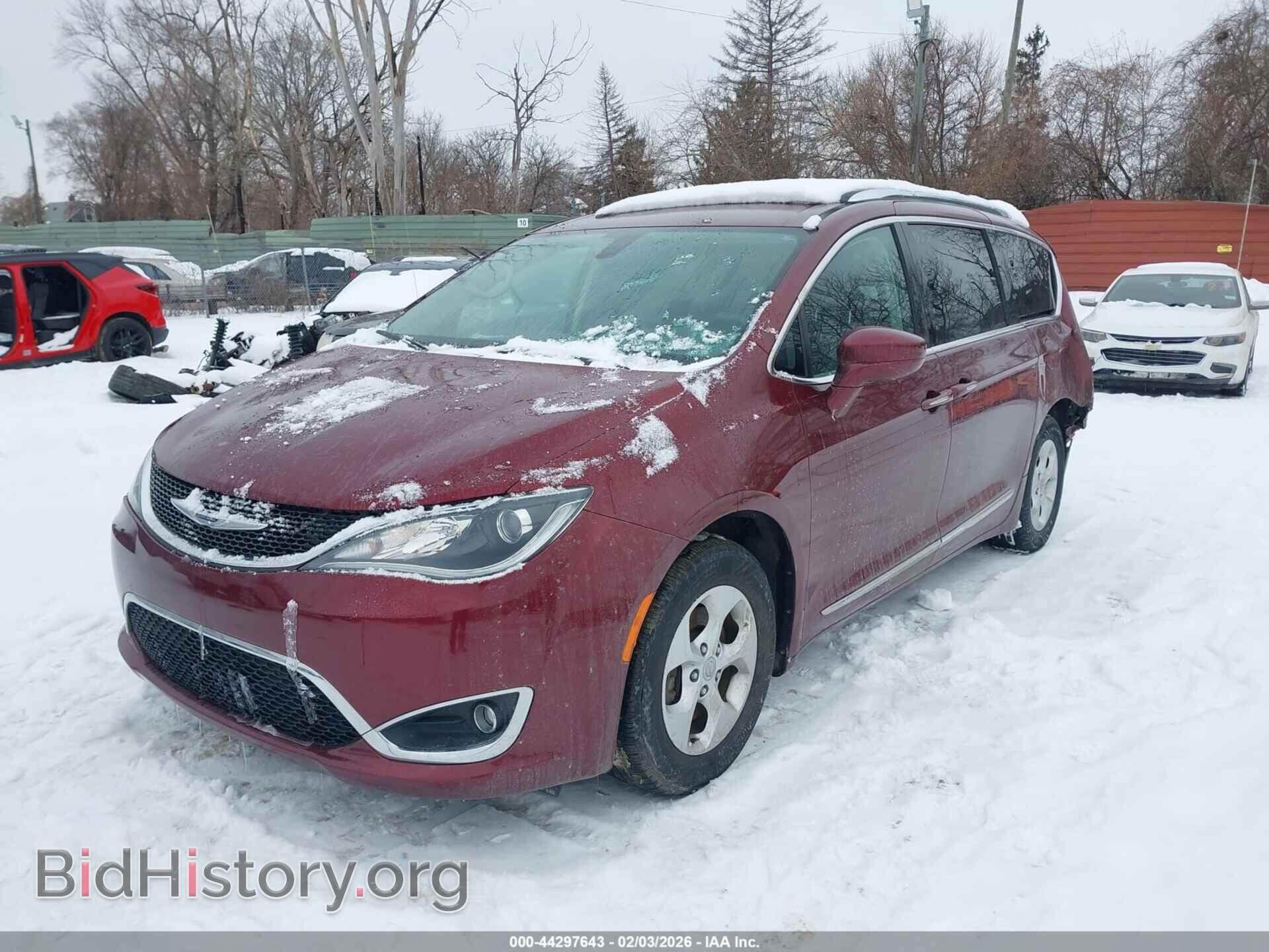 2017 CHRYSLER PACIFICA - VIN: 2C4RC1EG6HR811894 - Photo 2