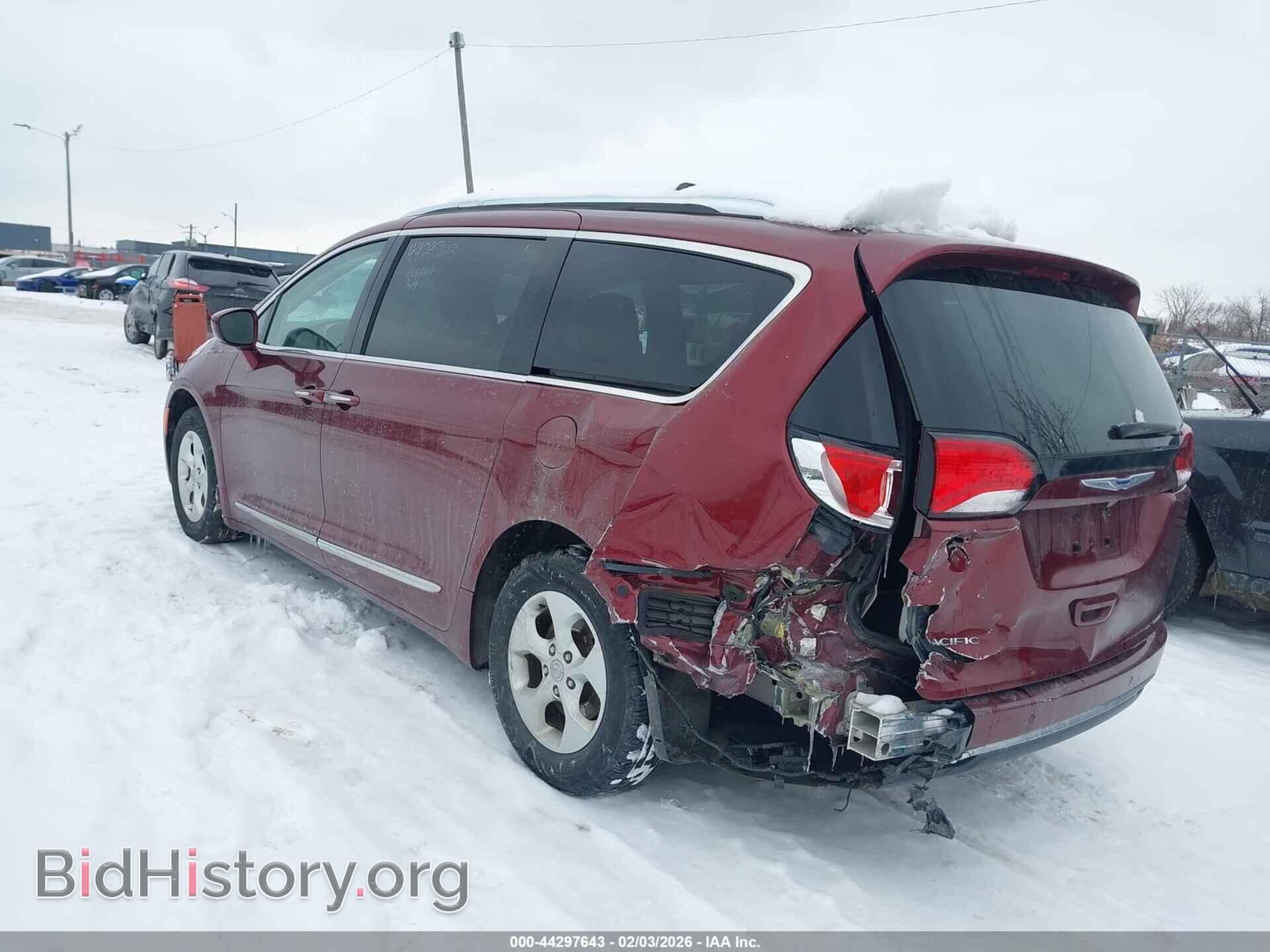 2017 CHRYSLER PACIFICA - VIN: 2C4RC1EG6HR811894 - Photo 3