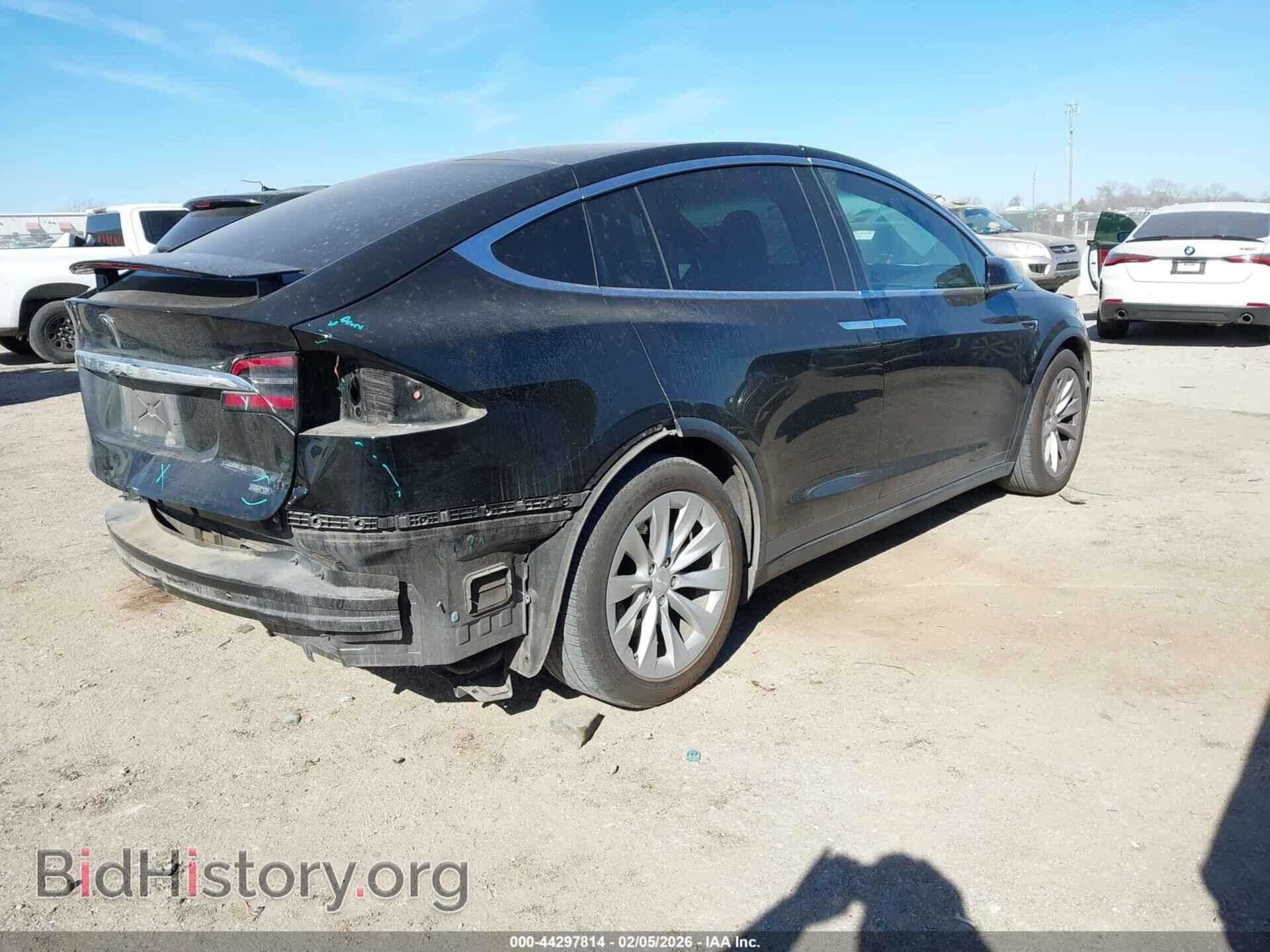 2017 TESLA MODEL X - VIN: 5YJXCBE22HF049421 - Photo 4