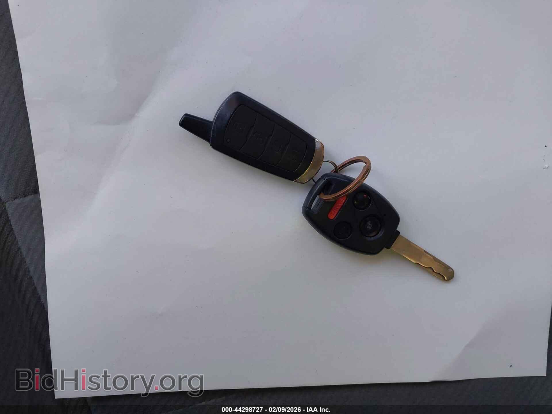 2010 HONDA CIVIC - VIN: 19XFA1F84AE043050 - Фото 11