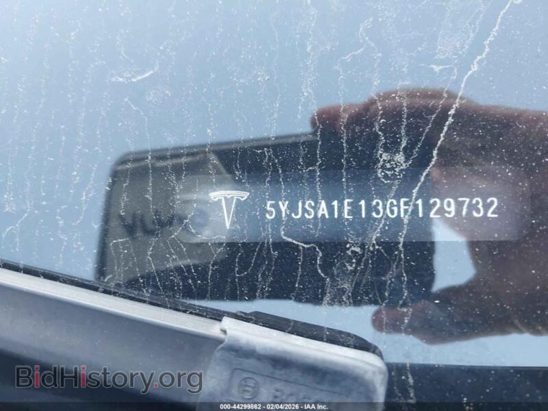 2016 Tesla MODEL S (VIN 5YJSA1E13GF129732) — фото 9 из 17