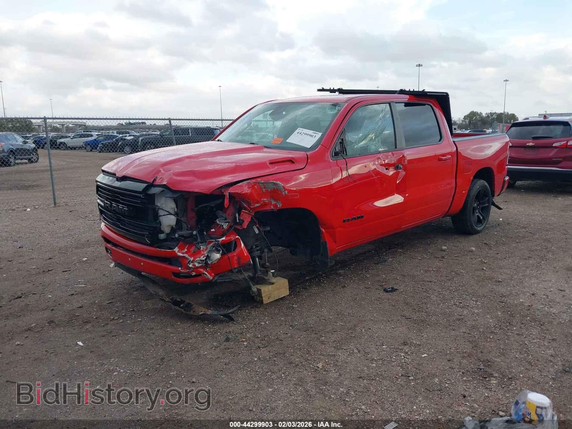 2021 RAM 1500 - VIN: 1C6SRFFT5MN677046 - Фото 2