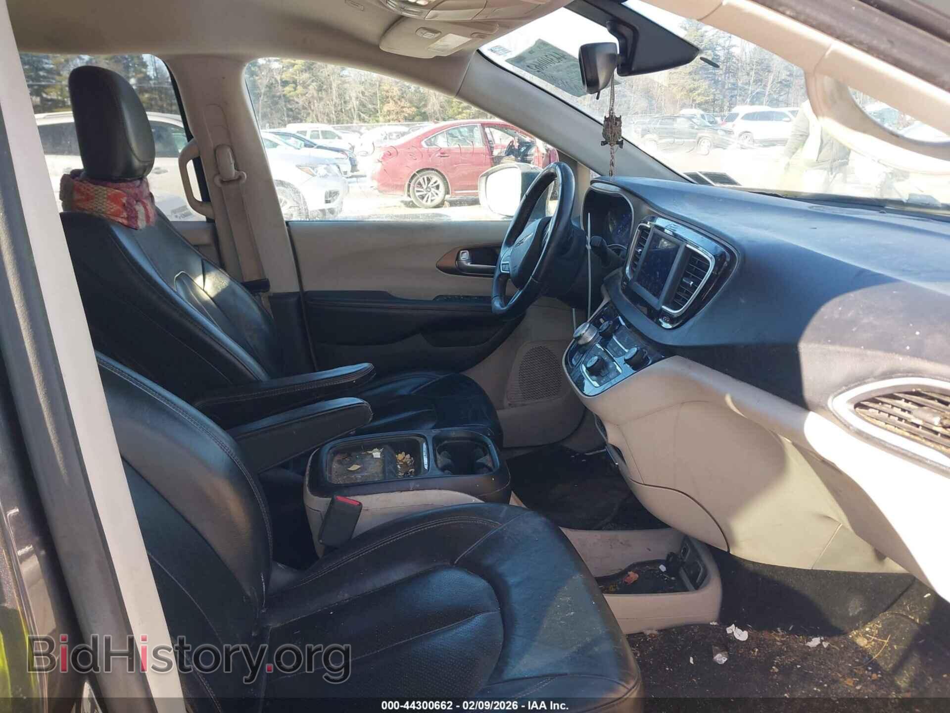 2018 CHRYSLER PACIFICA - VIN: 2C4RC1BG5JR290564 - Фото 5