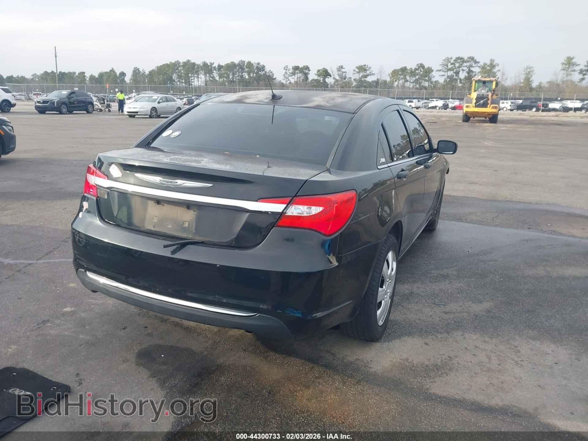2012 CHRYSLER 200 - VIN: 1C3CCBAB8CN222748 - Photo 4
