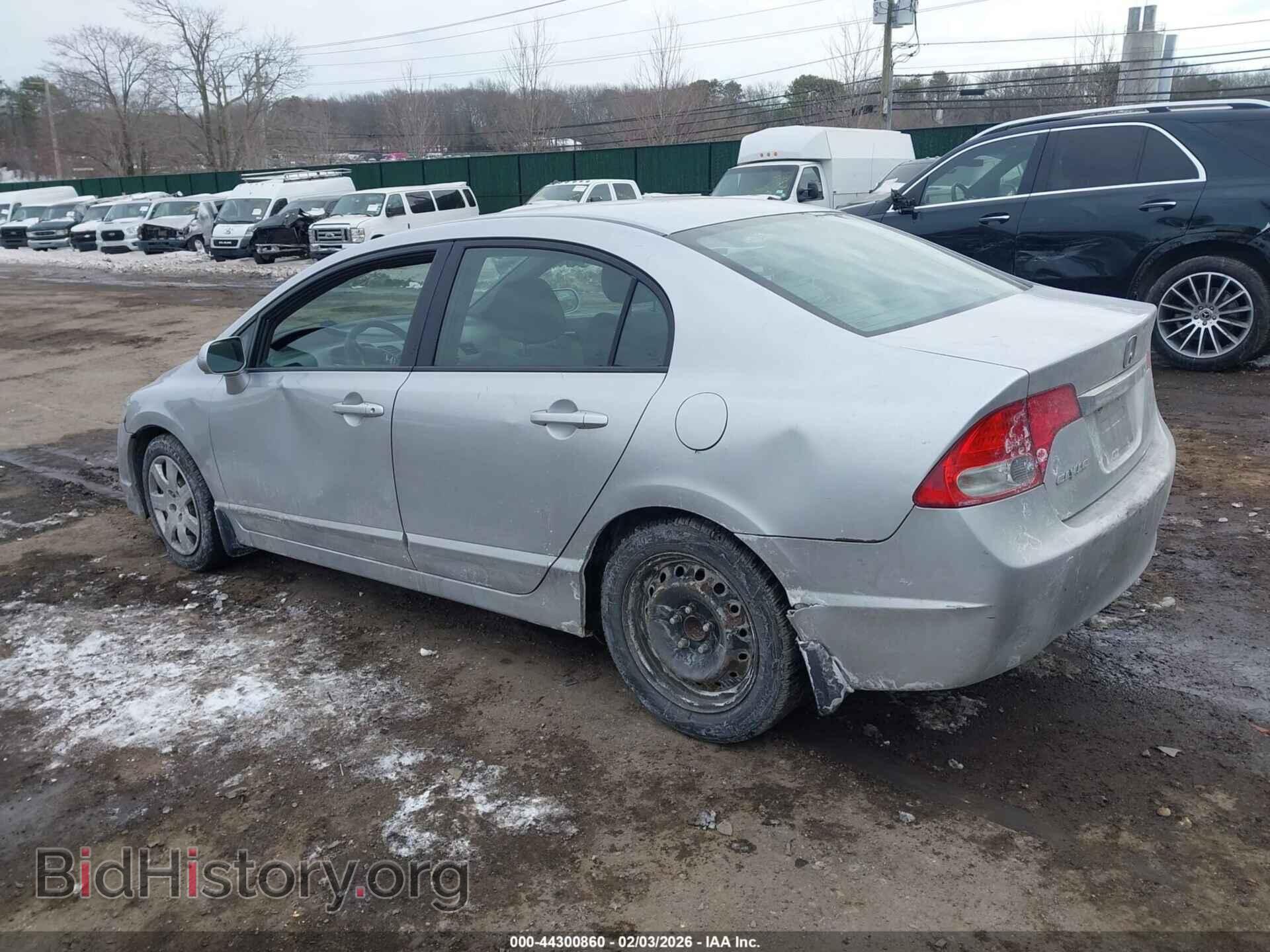 2010 HONDA CIVIC - VIN: 2HGFA1F58AH300092 - Фото 3