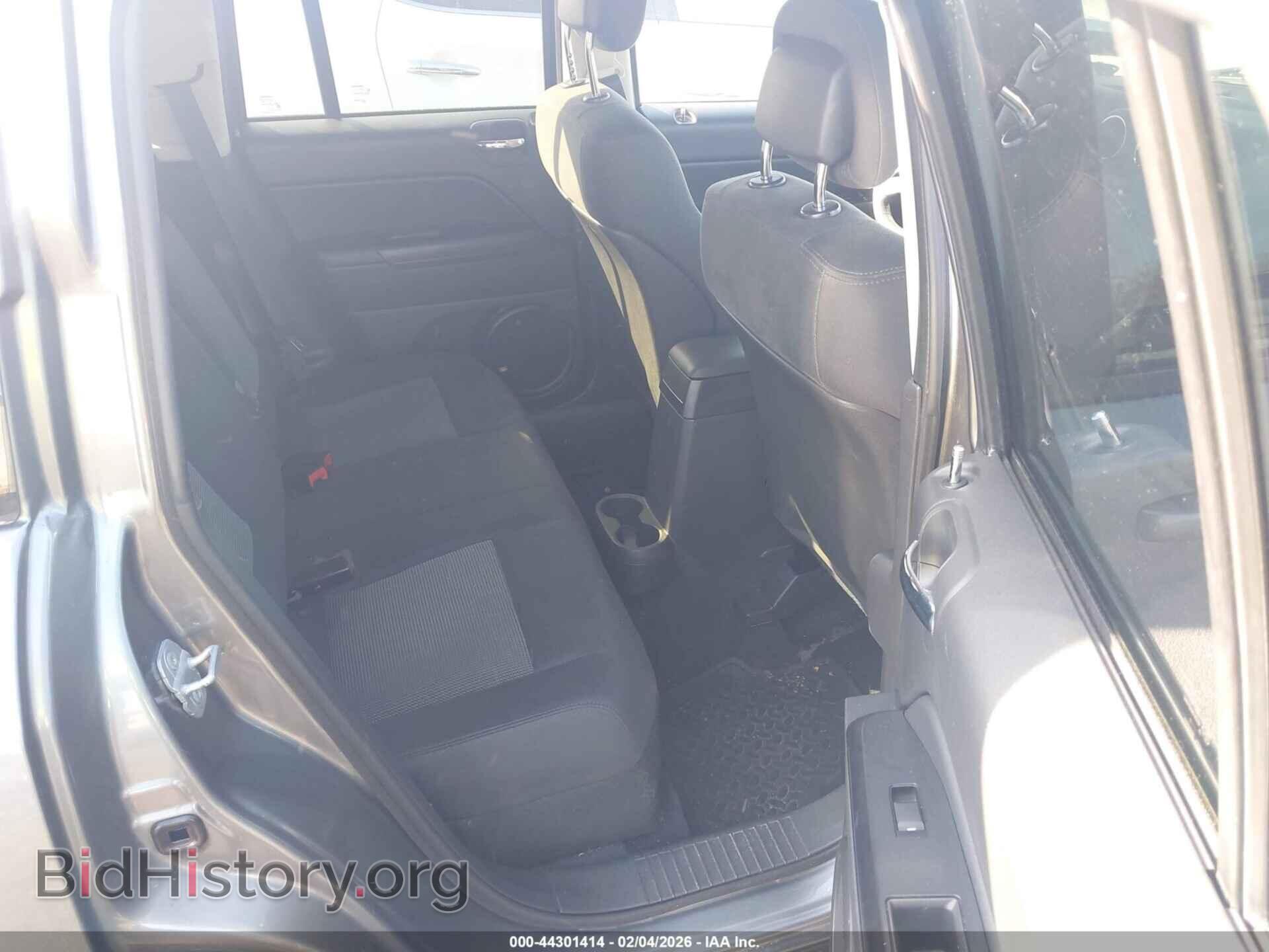 2012 JEEP COMPASS - VIN: 1C4NJDEB2CD651177 - Photo 8