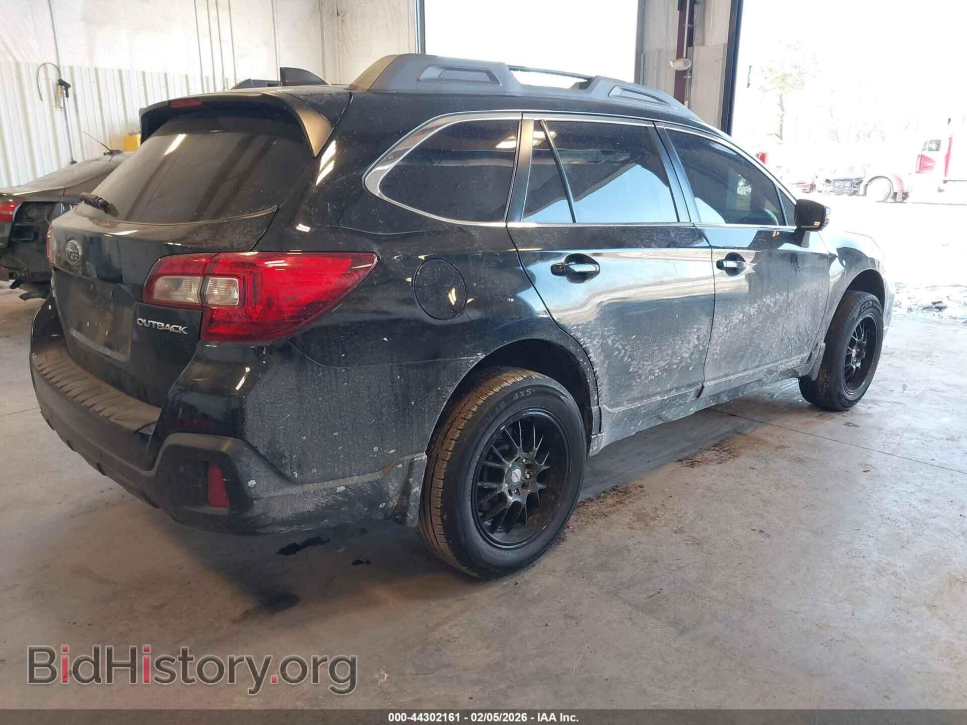 2018 SUBARU OUTBACK - VIN: 4S4BSANC2J3266675 - Фото 4