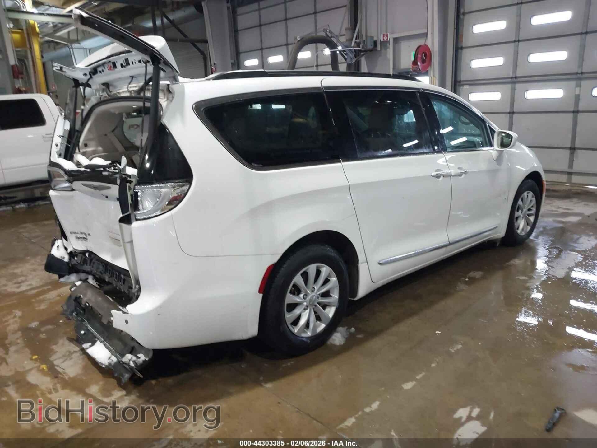 2017 CHRYSLER PACIFICA - VIN: 2C4RC1BG7HR525931 - Фото 4