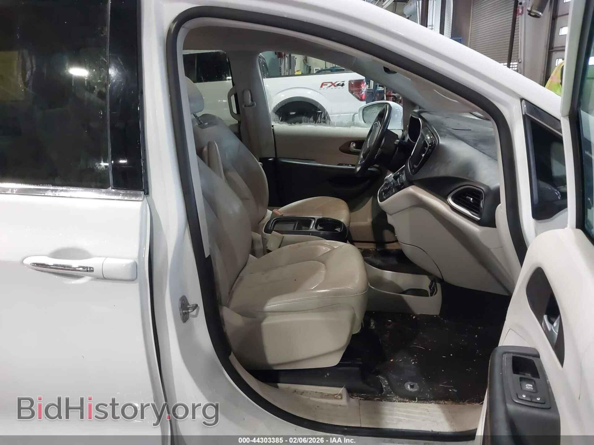 2017 CHRYSLER PACIFICA - VIN: 2C4RC1BG7HR525931 - Фото 5