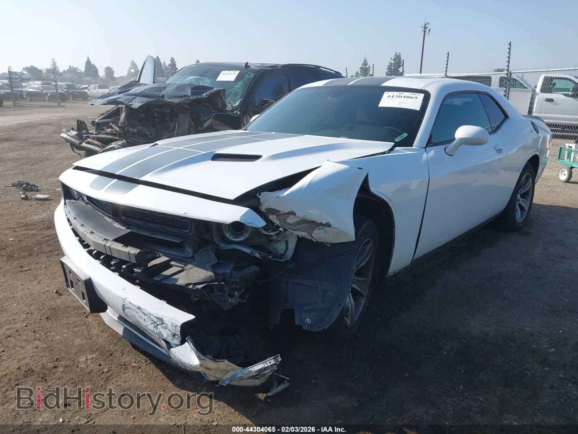 2016 DODGE CHALLENGER - VIN: 2C3CDZAG3GH138160 - Фото 2